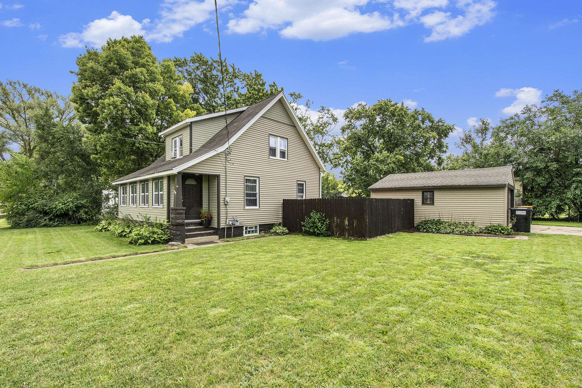 Grandville, MI 49418,2982 Gable SW Street