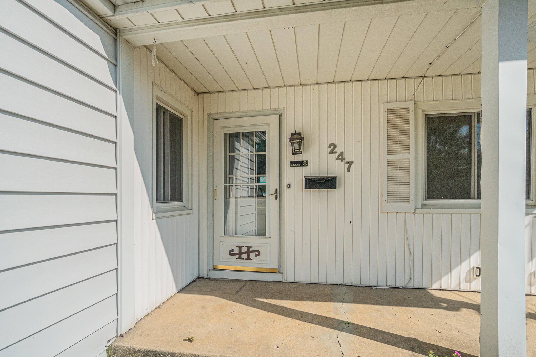 South Haven, MI 49090,247 Itzen CT