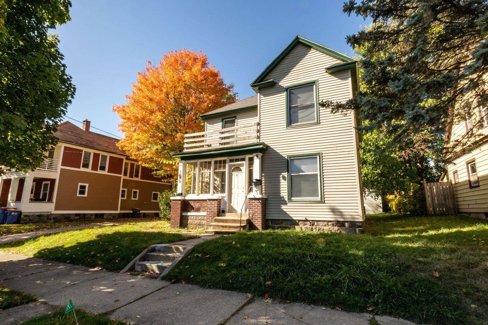 Grand Rapids, MI 49504,1069 Quarry NW Avenue