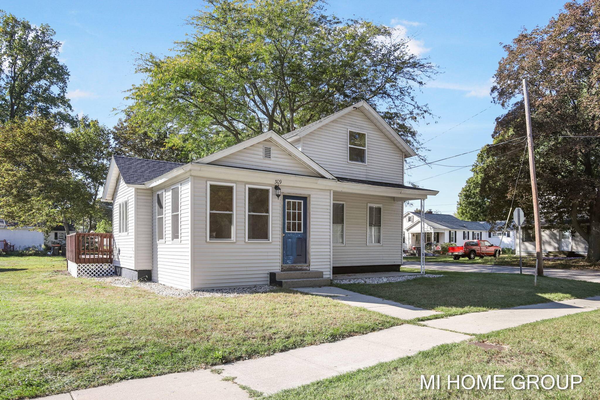 Fennville, MI 49408,309 N Maple Street