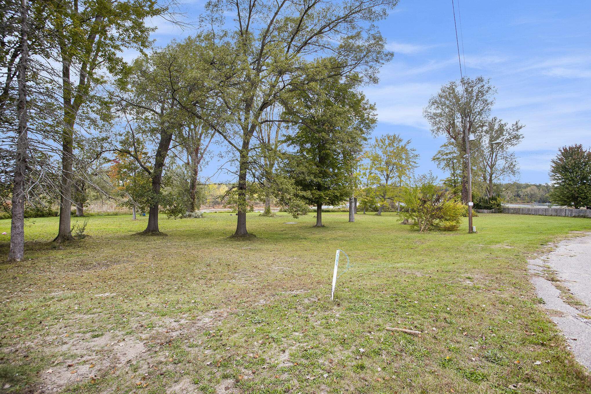 Delton, MI 49046,277 Lakeside Drive #Lot #2