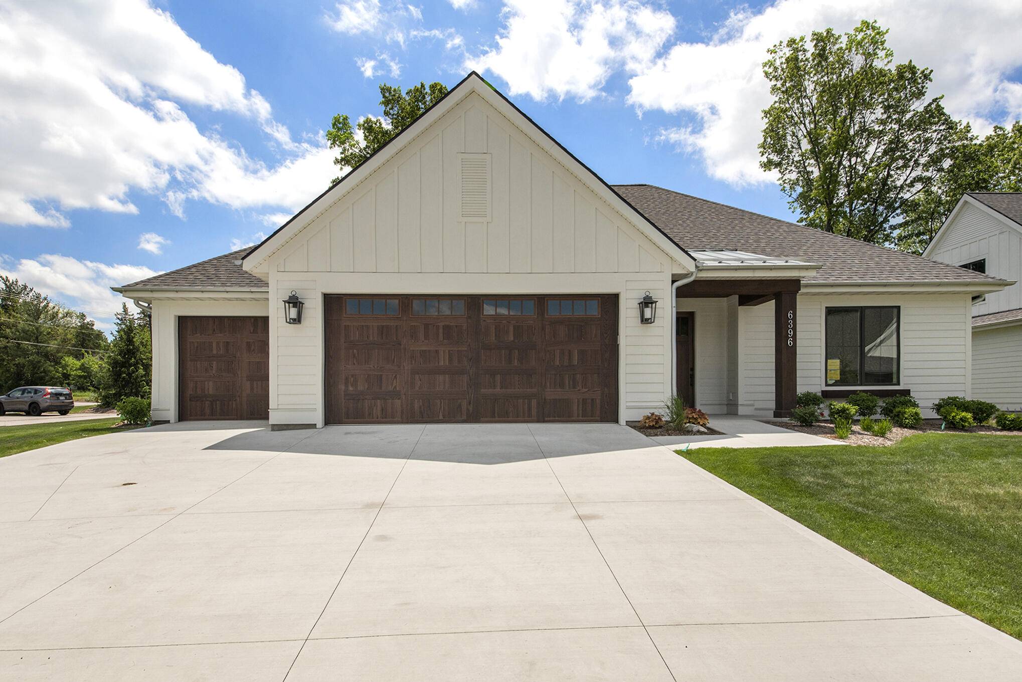 Grand Rapids, MI 49546,6396 Lamppost SE Circle #1