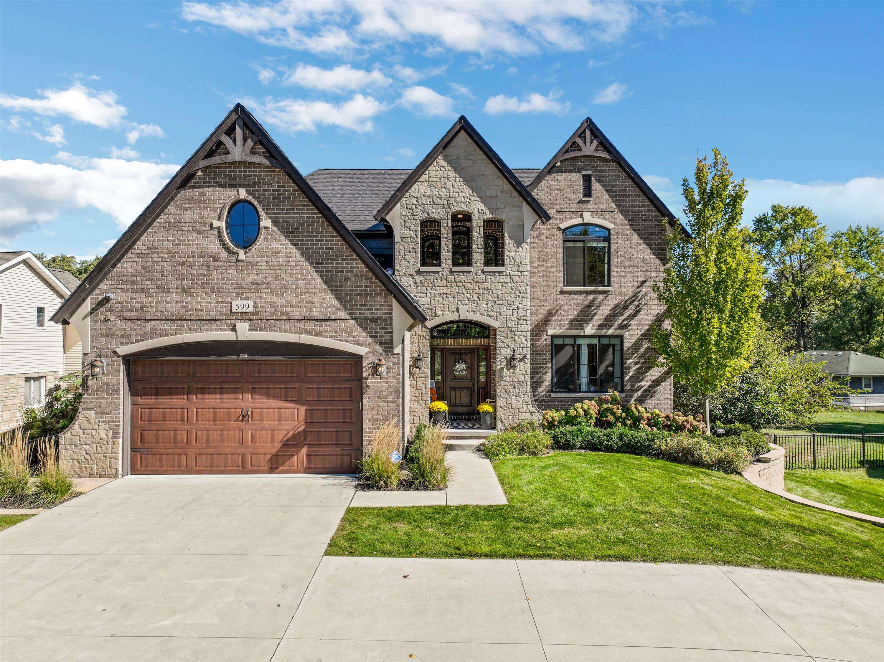 Rochester Hills, MI 48307,599 Curzon Road