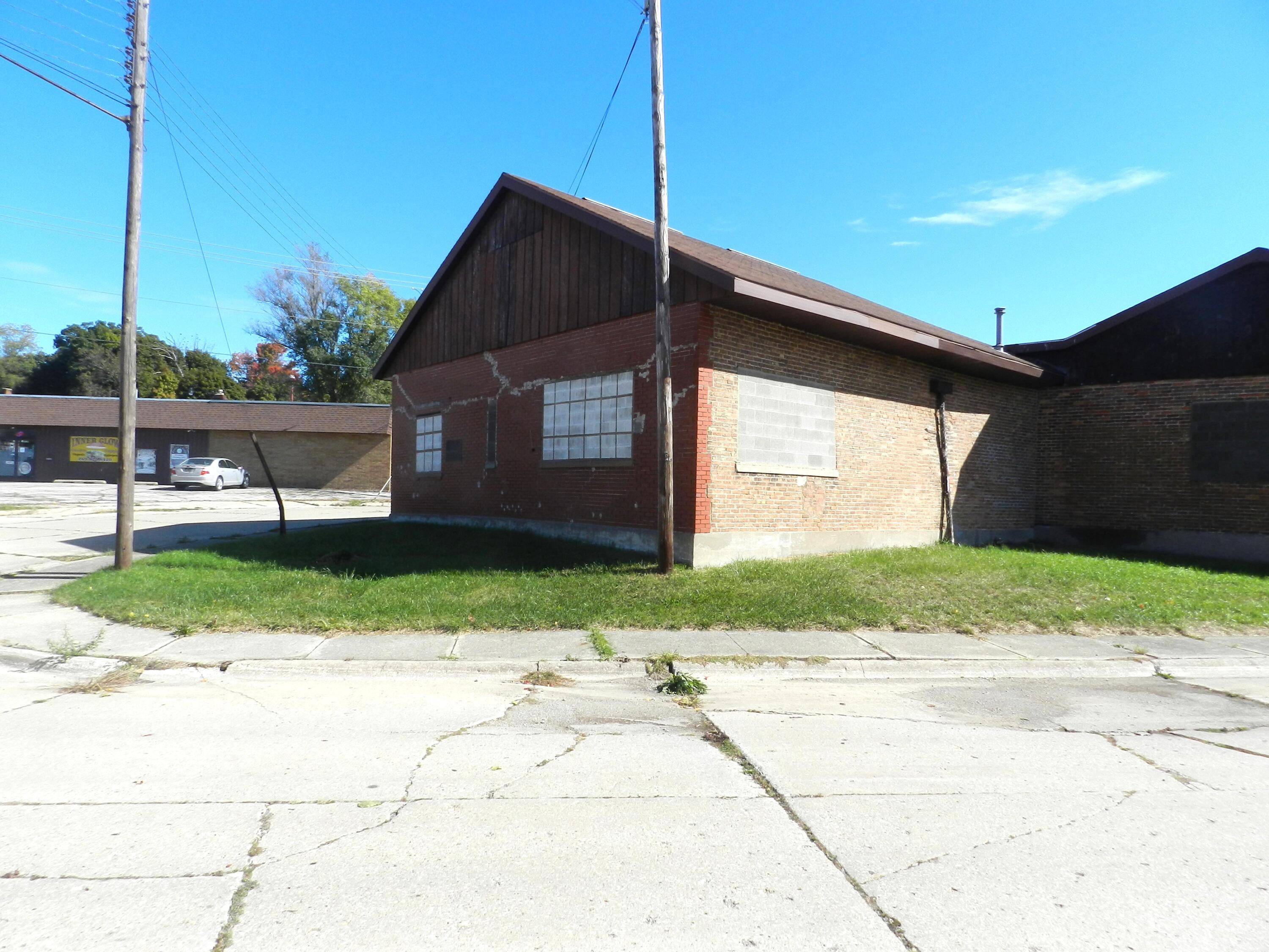 Benton Harbor, MI 49022,430 Cass St