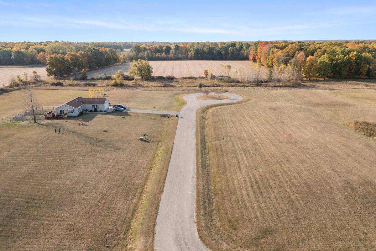 Fenwick, MI 48834,4575 Creek View Court