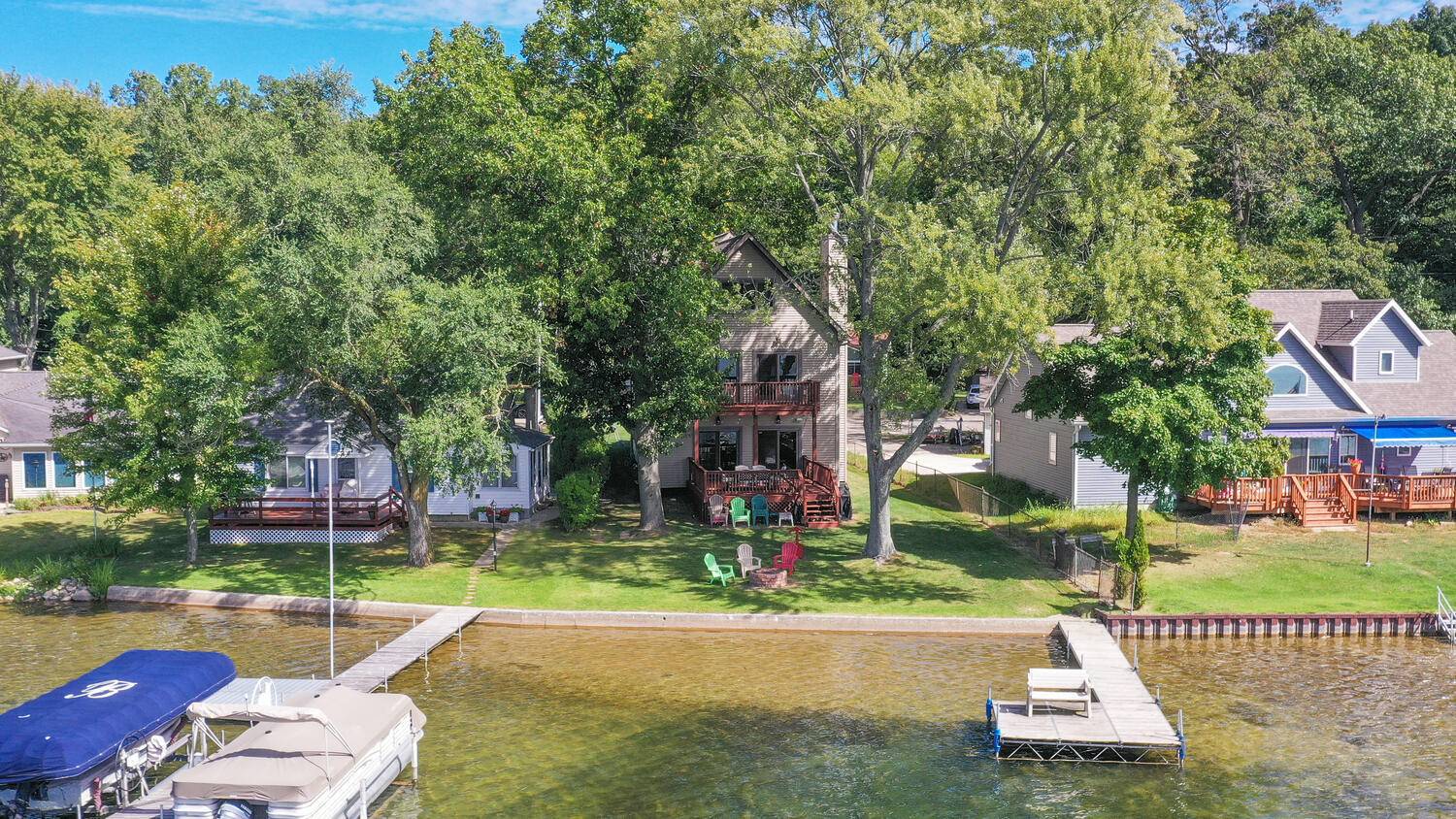 Three Rivers, MI 49093,11193 Lakeshore Drive