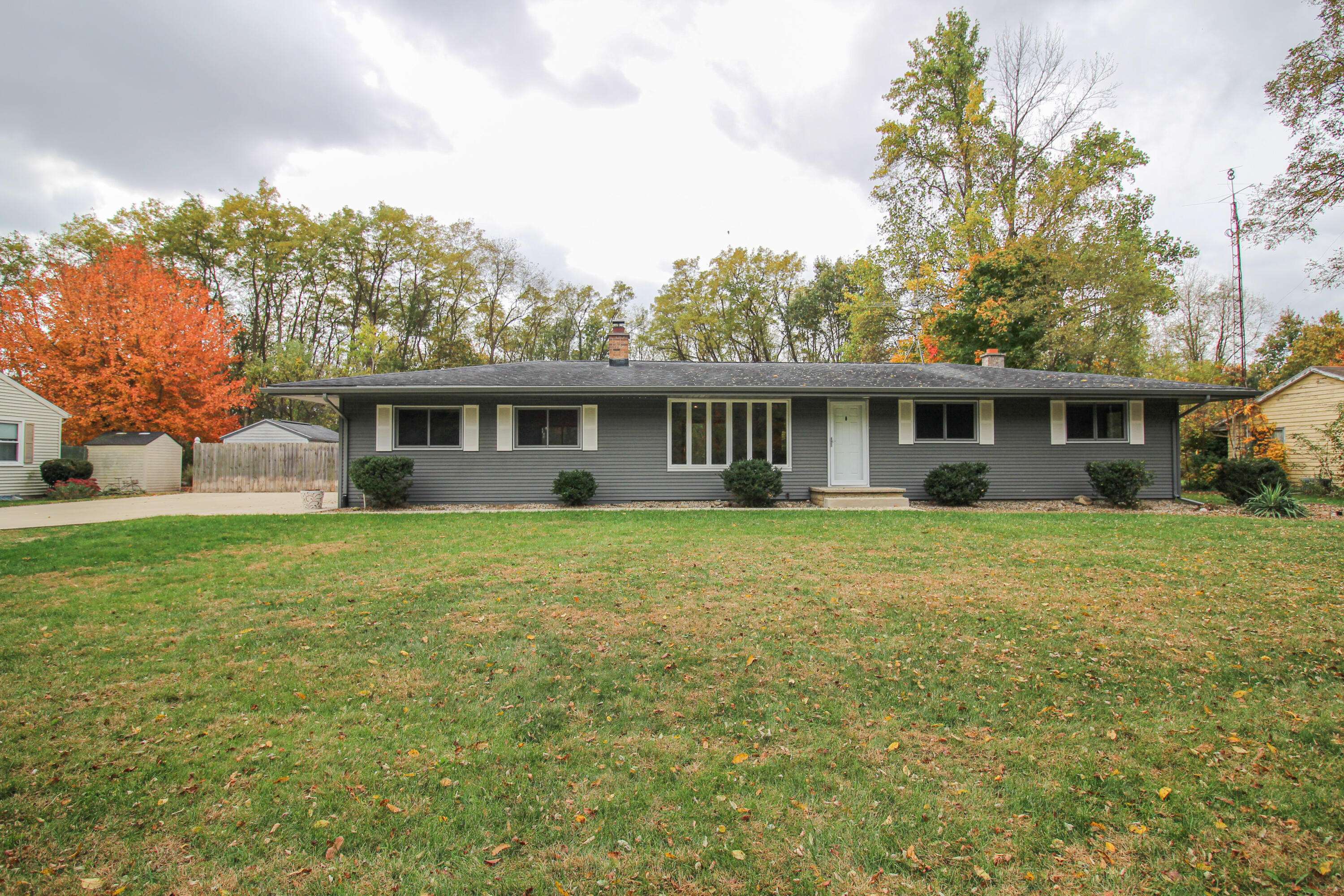 Three Rivers, MI 49093,16211 Null Road