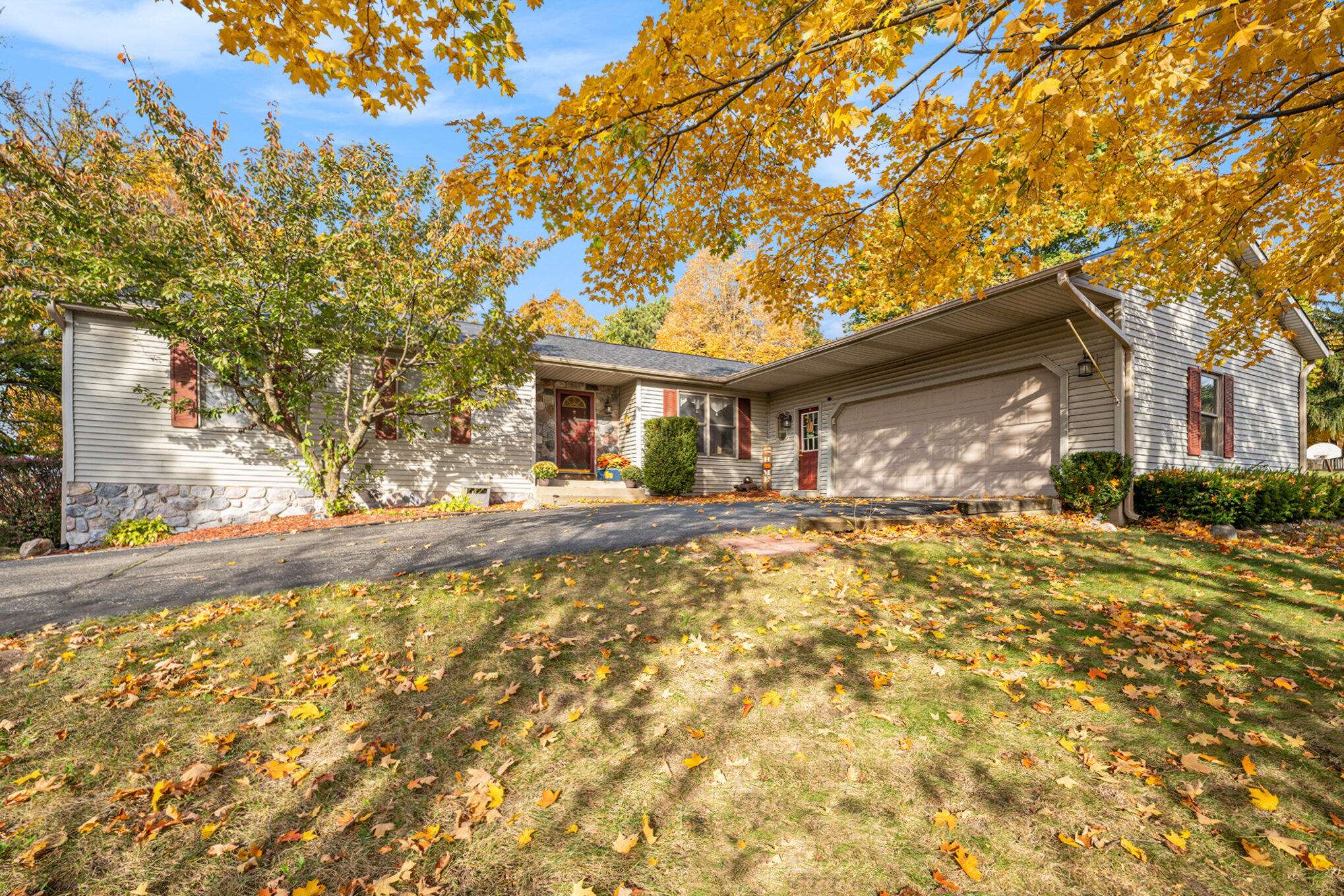Lawton, MI 49065,701 Concord Drive