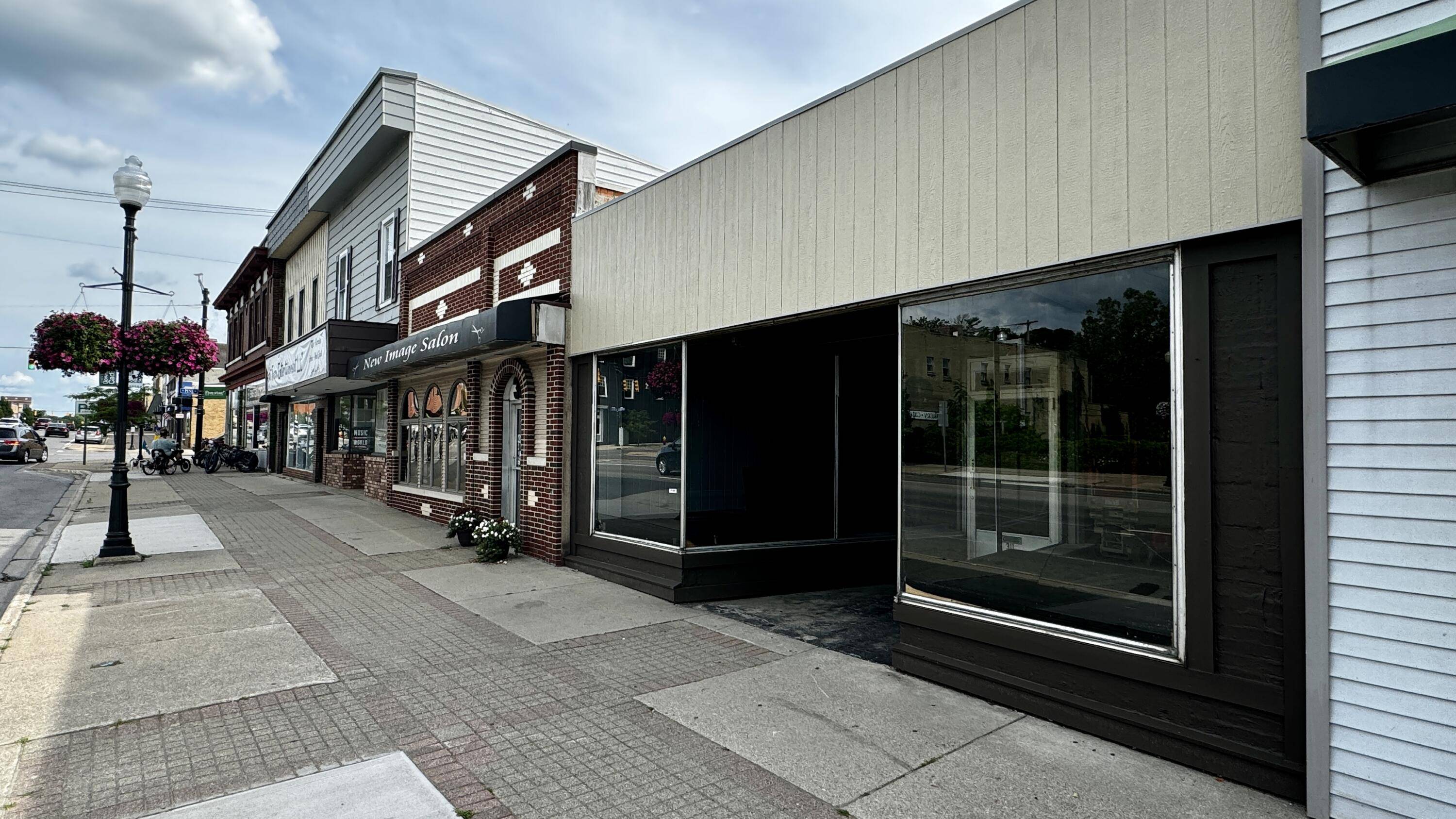 Cadillac, MI 49601,311 N Mitchell St. Street