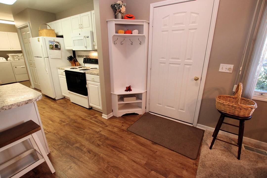 Fremont, MI 49412,418 E Mary Lane #31
