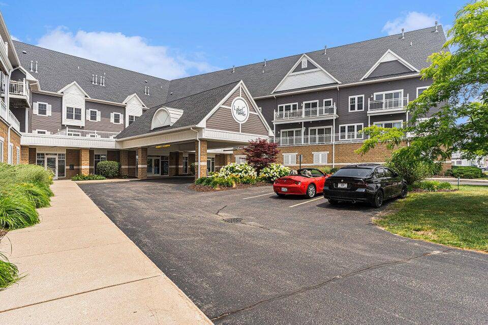 Spring Lake, MI 49456,917 W Savidge Street #34