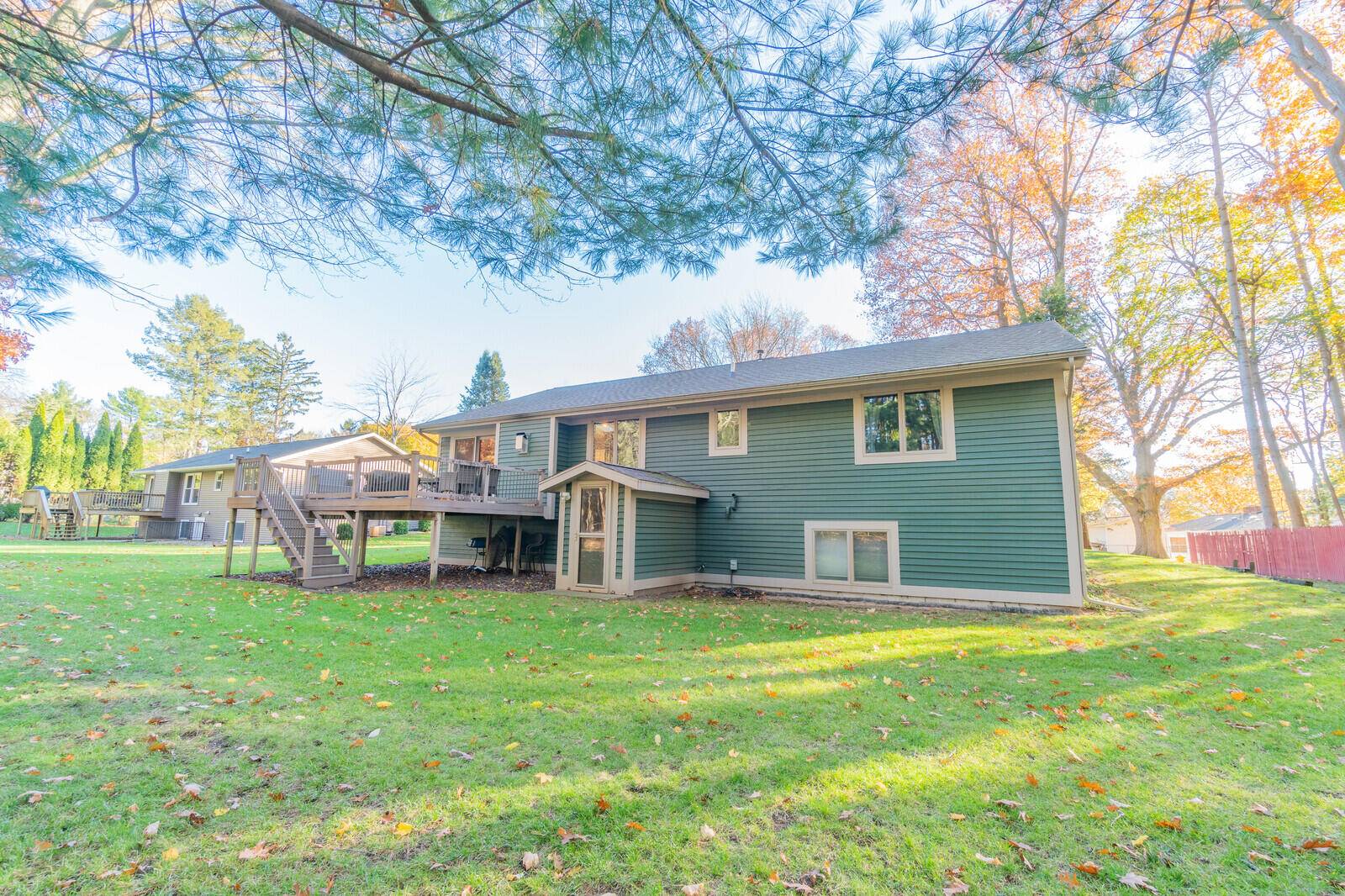 Norton Shores, MI 49441,712 Browne Avenue