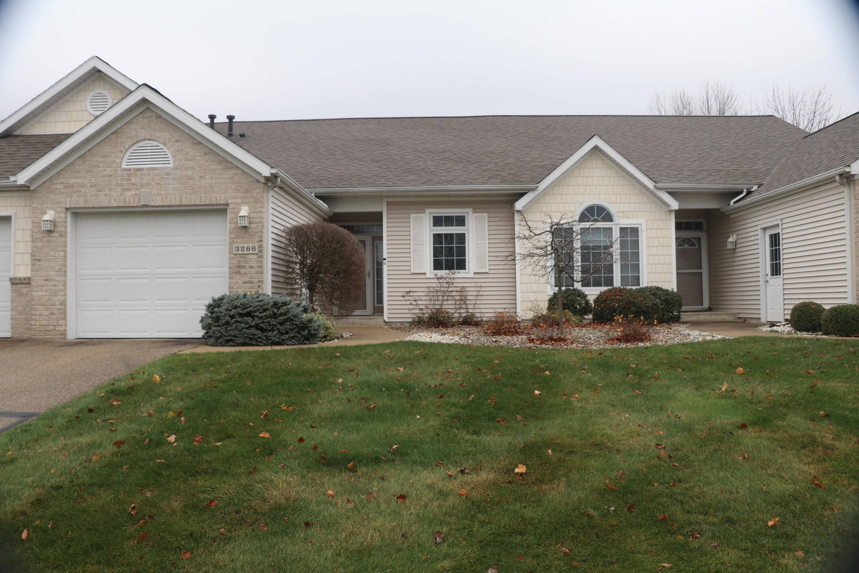 Grandville, MI 49418,3266 Town Crossing SW Drive