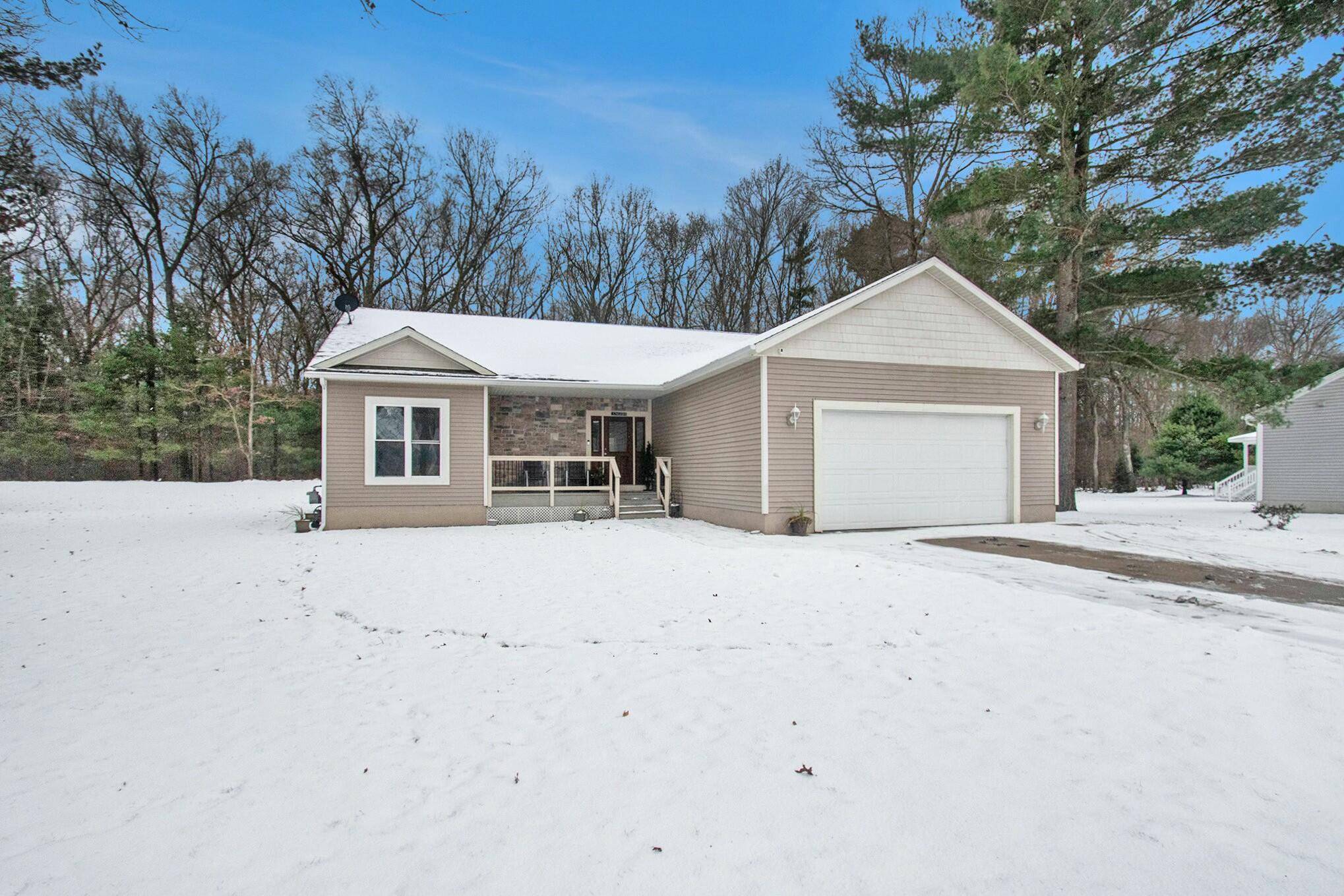 Montague, MI 49437,5229 Jackson Court