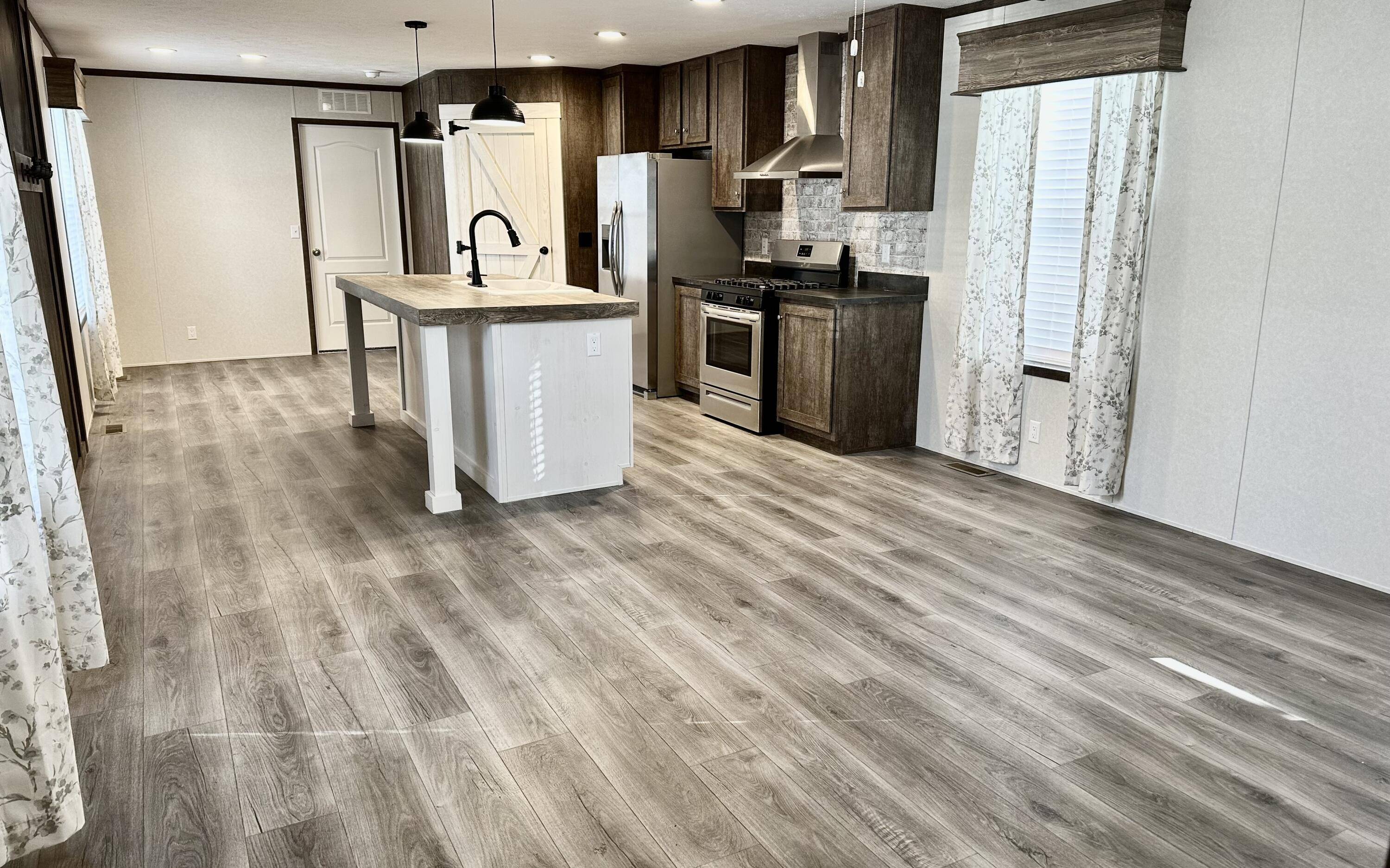 Lake Odessa, MI 48849,39 Page Street #39