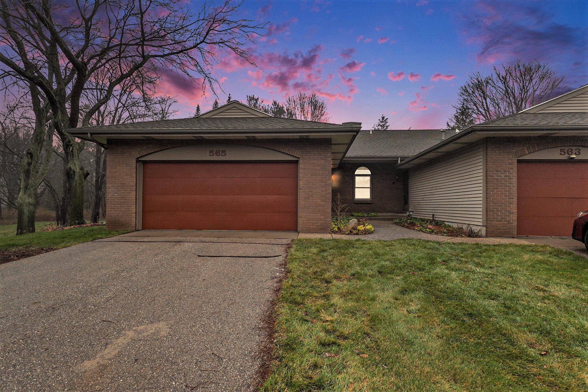 Holland, MI 49423,565 Spring Lane Drive #51