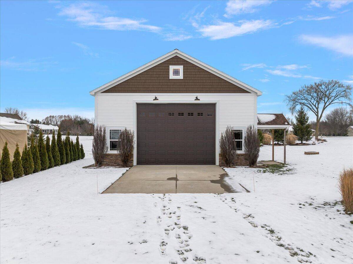 Dorr, MI 49323,3477 Oakland Hills Court