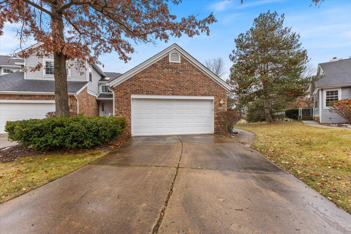 Ann Arbor, MI 48105,4344 Pine Ridge Court