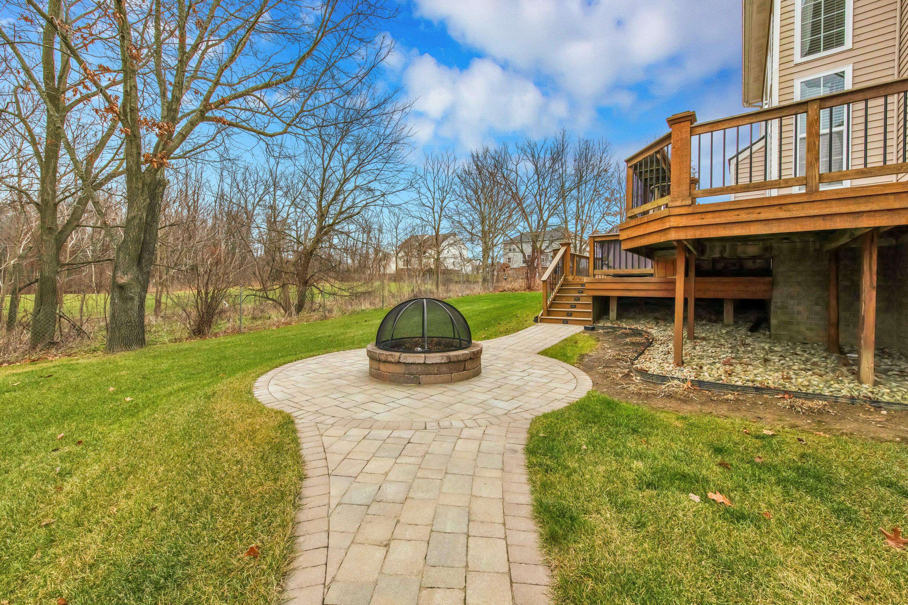 South Lyon, MI 48178,25046 Carriage Lane