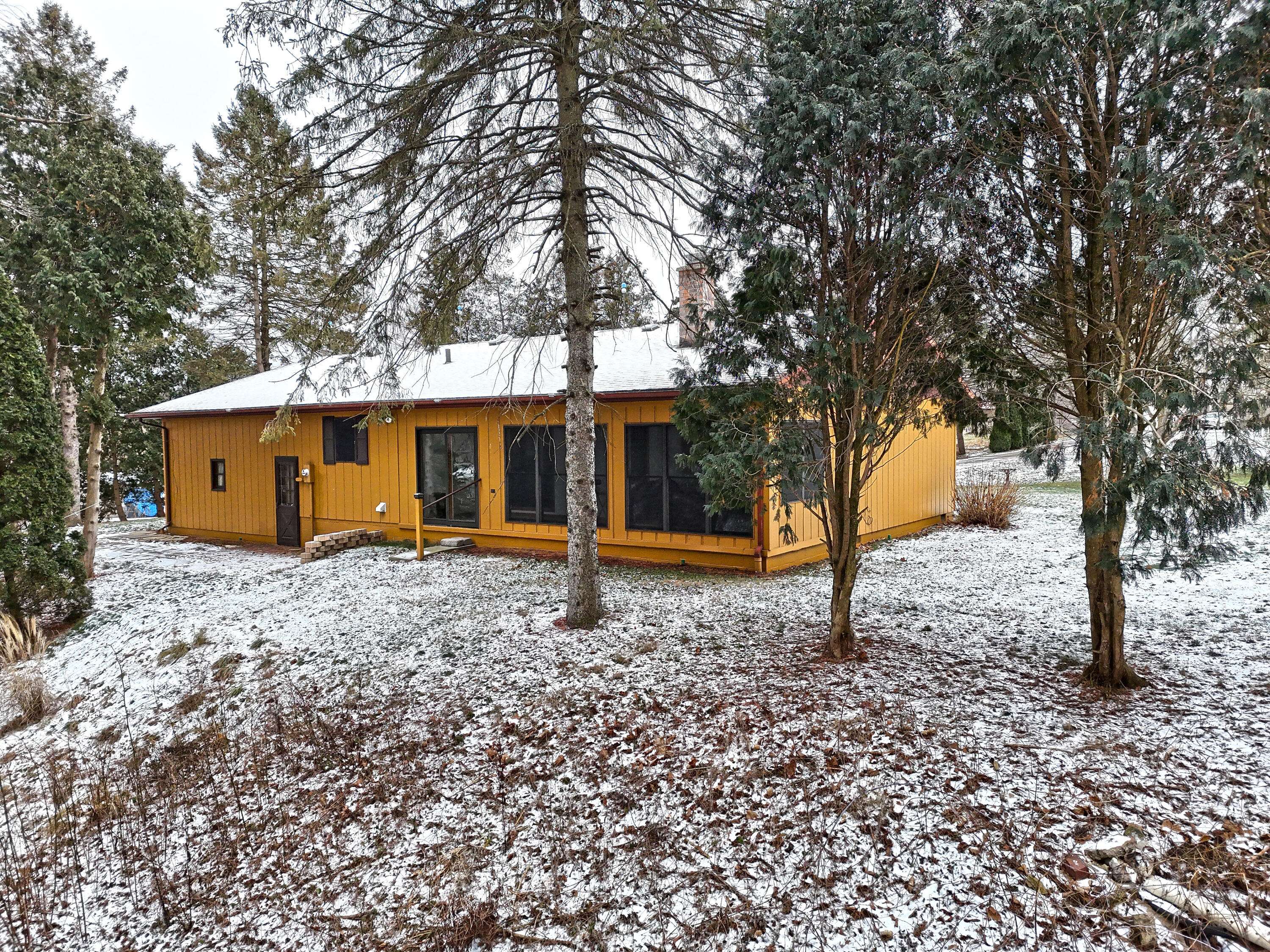 Berrien Springs, MI 49103,11575 US Highway 31