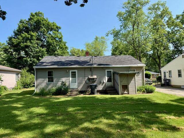 Benton Harbor, MI 49022,528 Chippewa Road
