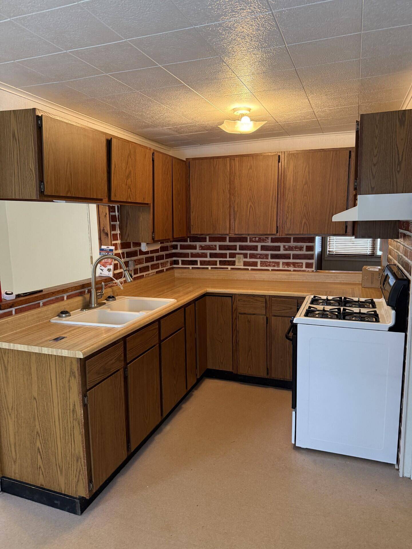 Jackson, MI 49203,119 Bagg Avenue