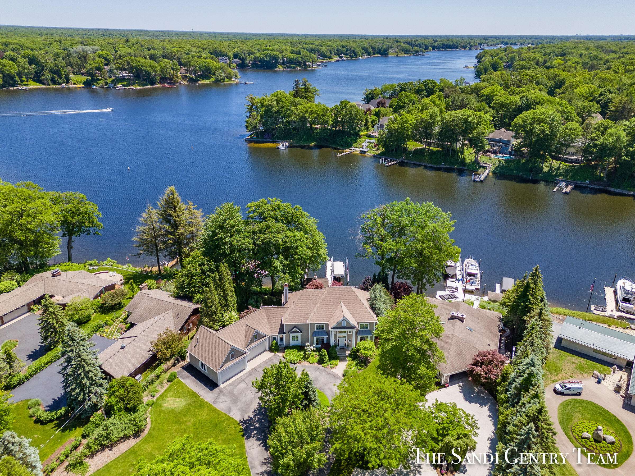 Spring Lake, MI 49456,16076 Highland Drive