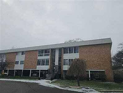 Oakland, MI 48363,32080 Grand River Avenue #81