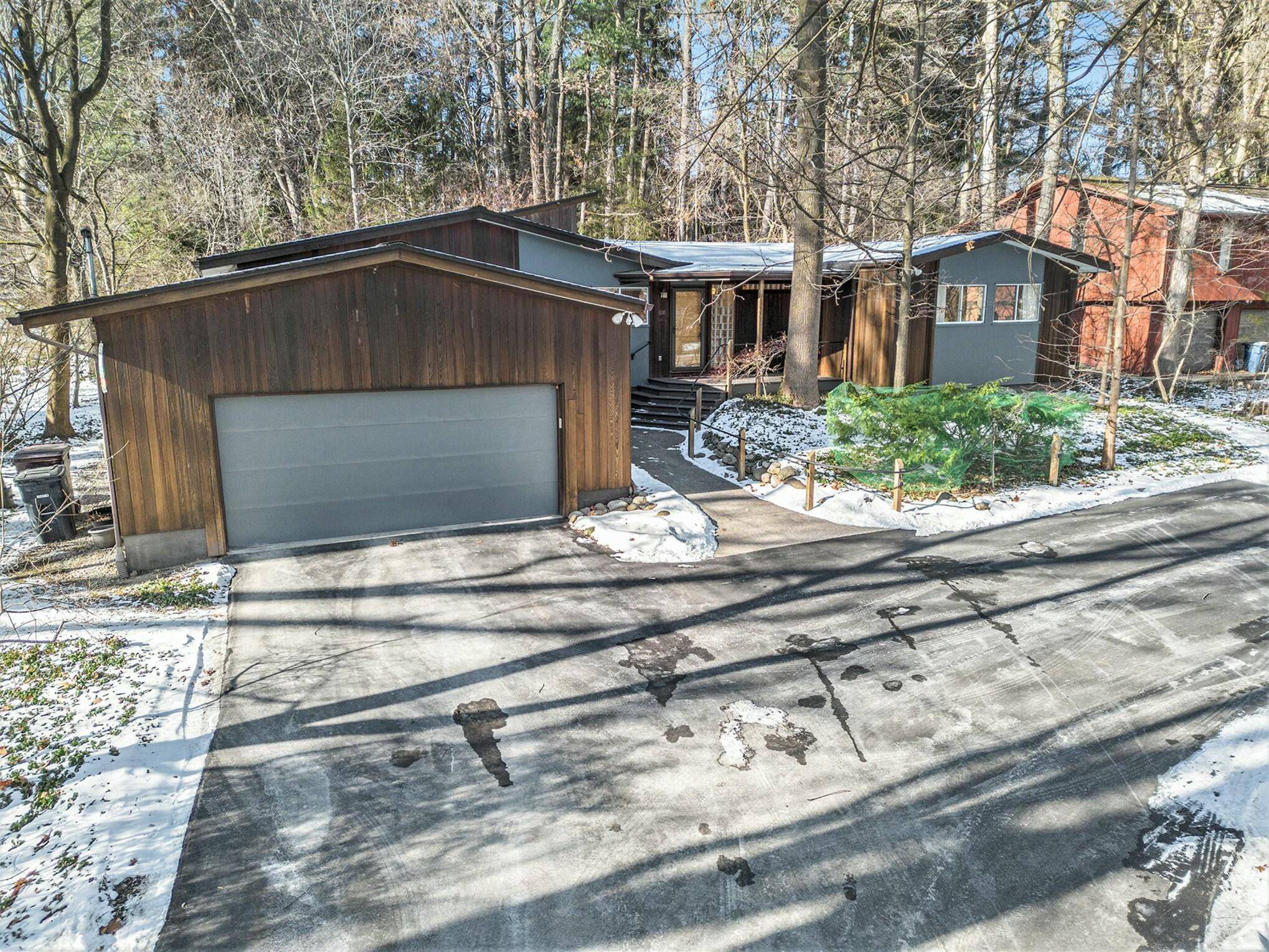 Ann Arbor, MI 48104,838 Heather Way