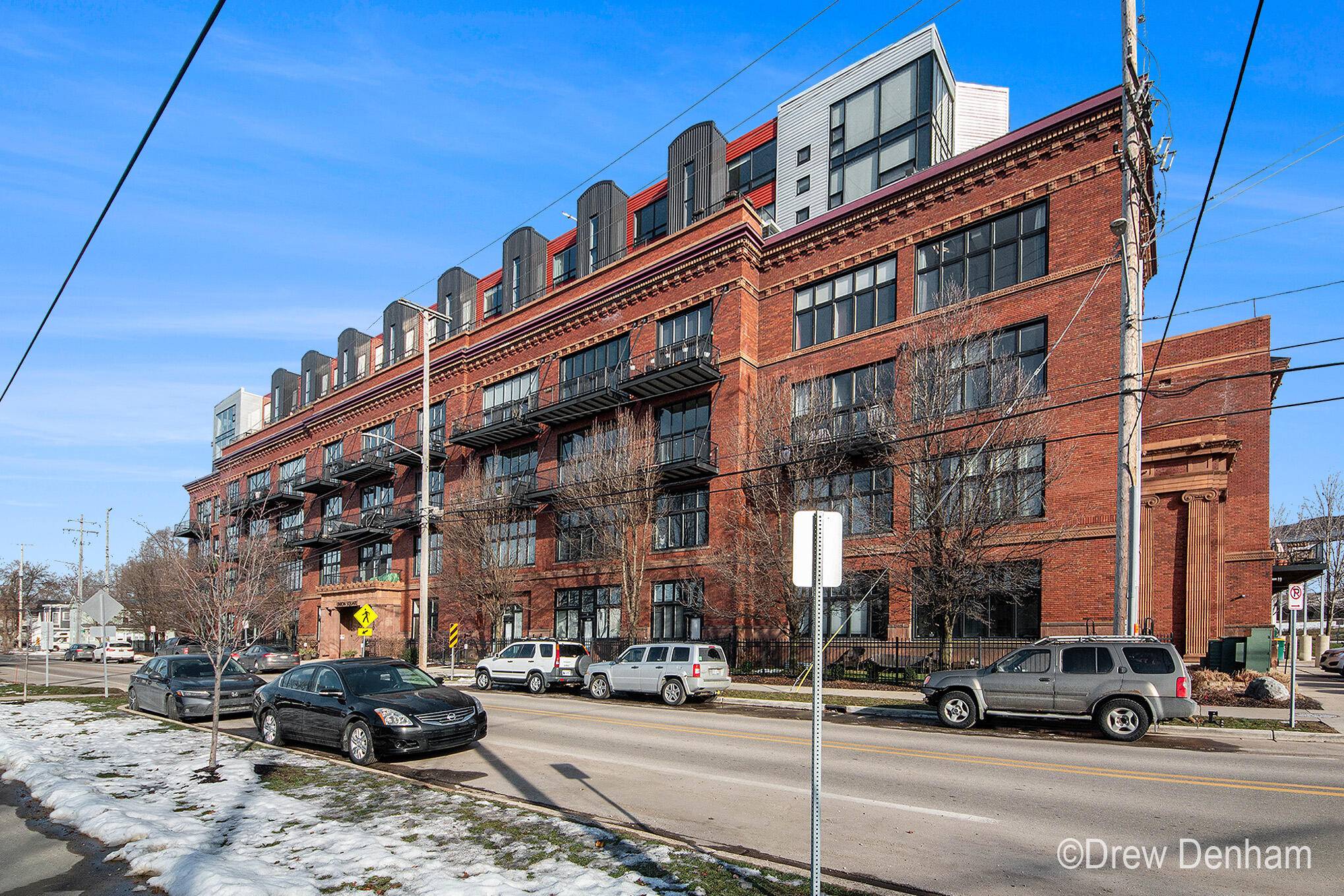 Grand Rapids, MI 49504,600 Broadway NW Avenue #406