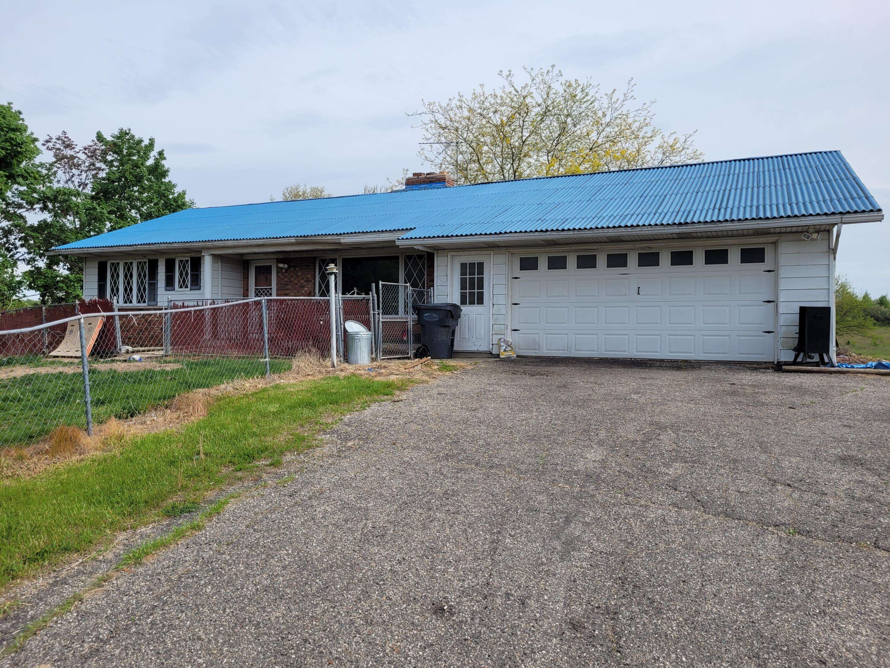 Paw Paw, MI 49079,40315 52nd Avenue