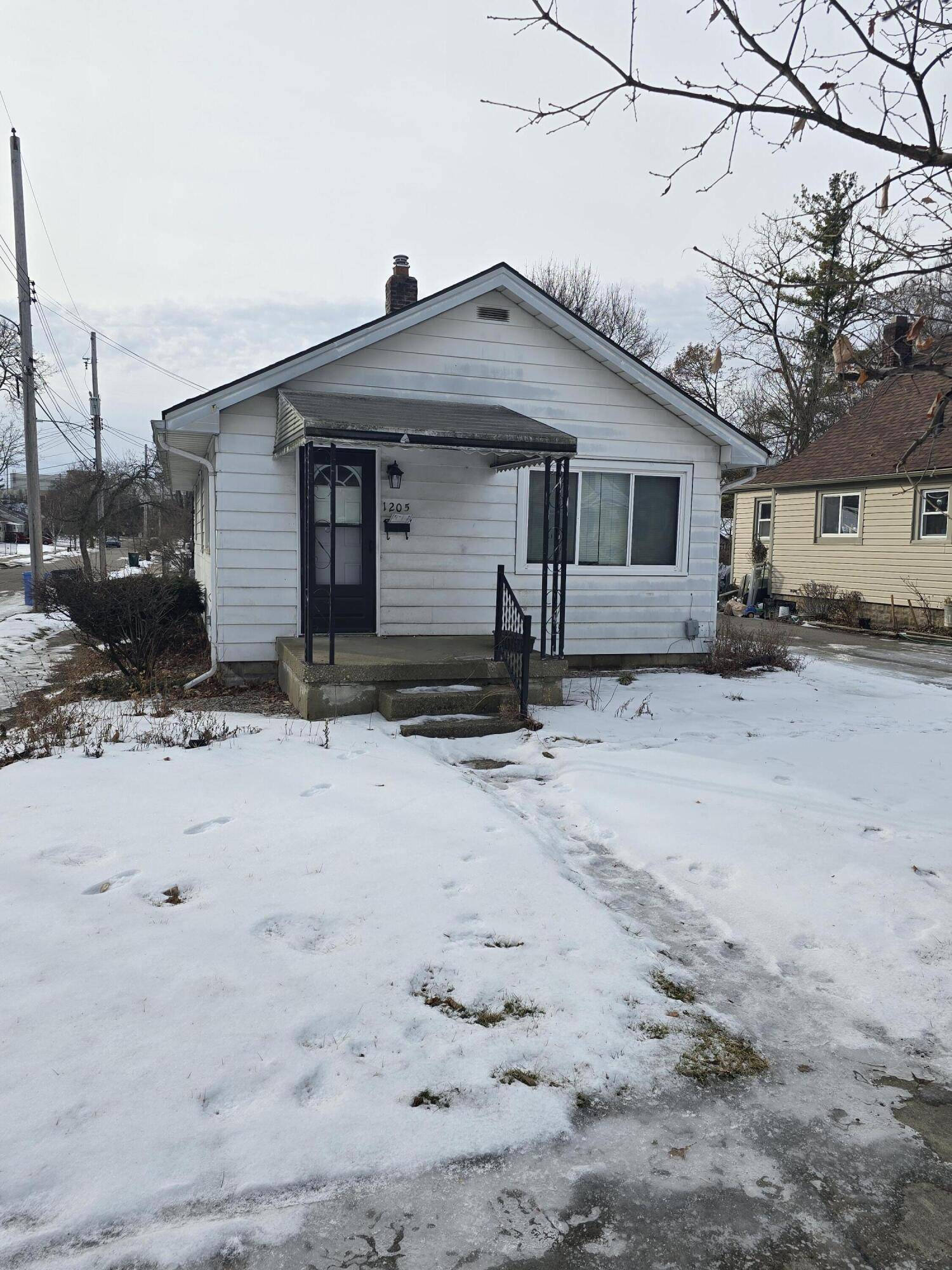 Lansing, MI 48915,1205 Hyland Street