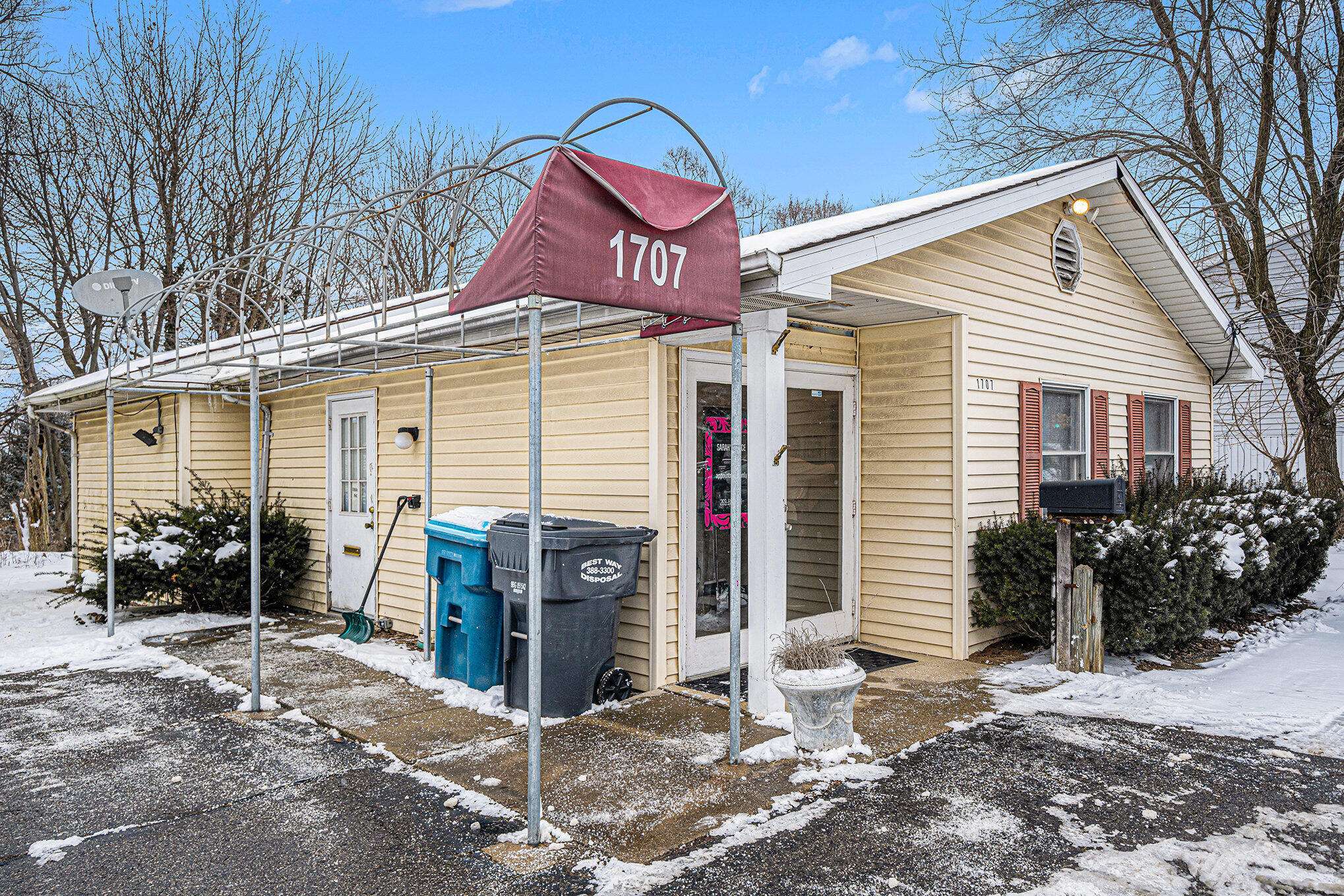 Kalamazoo, MI 49001,1707 Miller Road