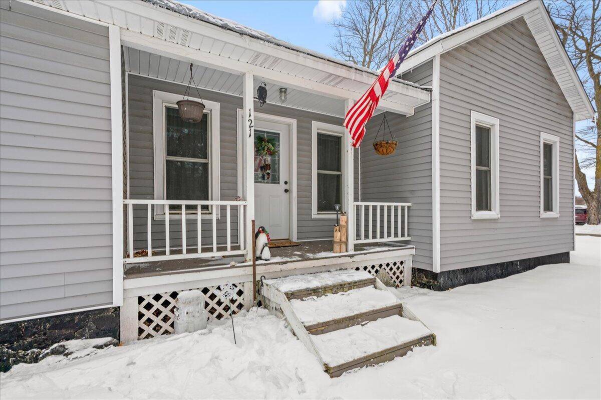 Nashville, MI 49073,121 W Francis Street