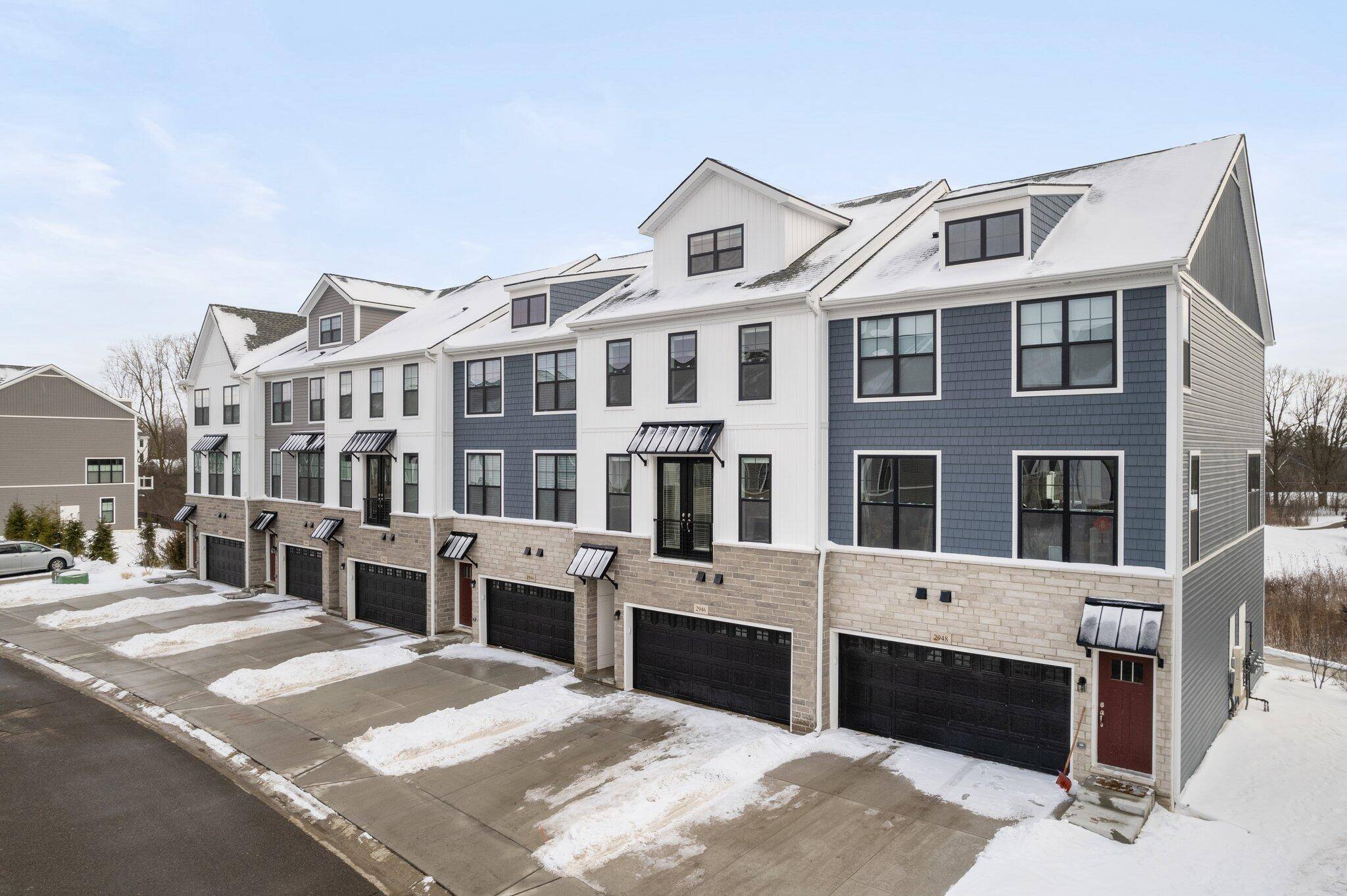 Ann Arbor, MI 48105,2946 Corston Road