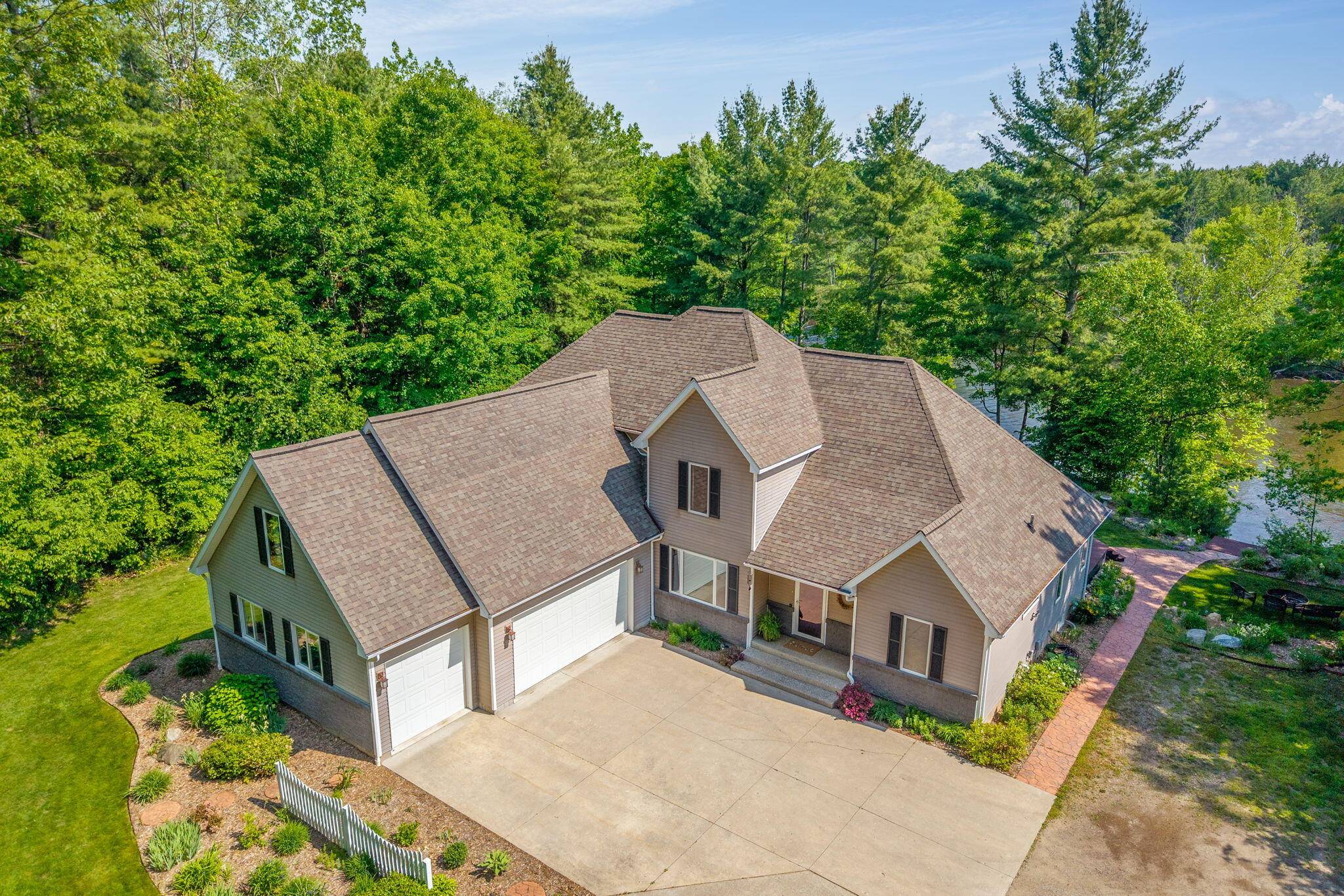 Paris, MI 49338,20202 Indian Drive