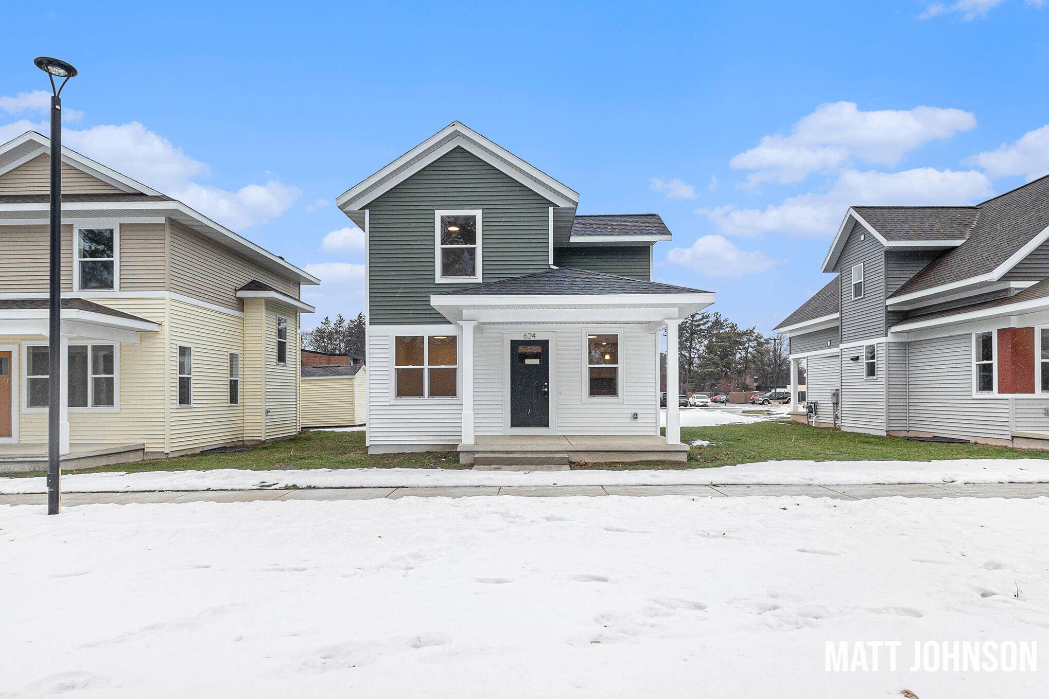Grand Rapids, MI 49507,624 Hazen SE Street