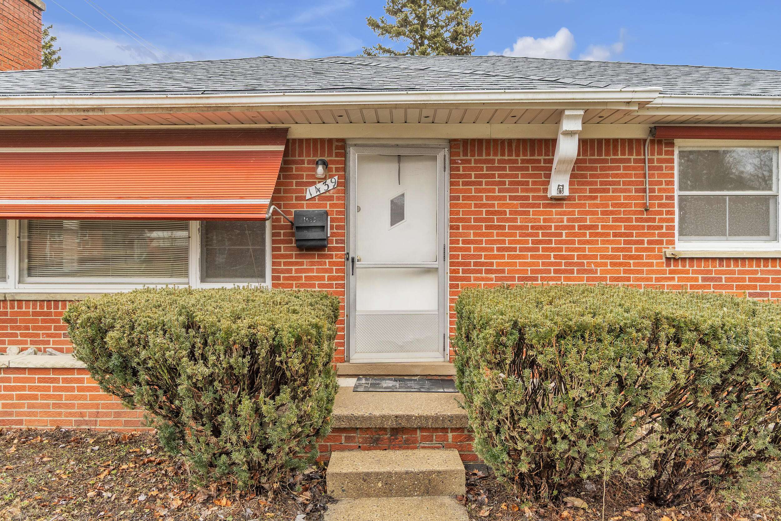 Ann Arbor, MI 48103,1439 Kirtland Drive