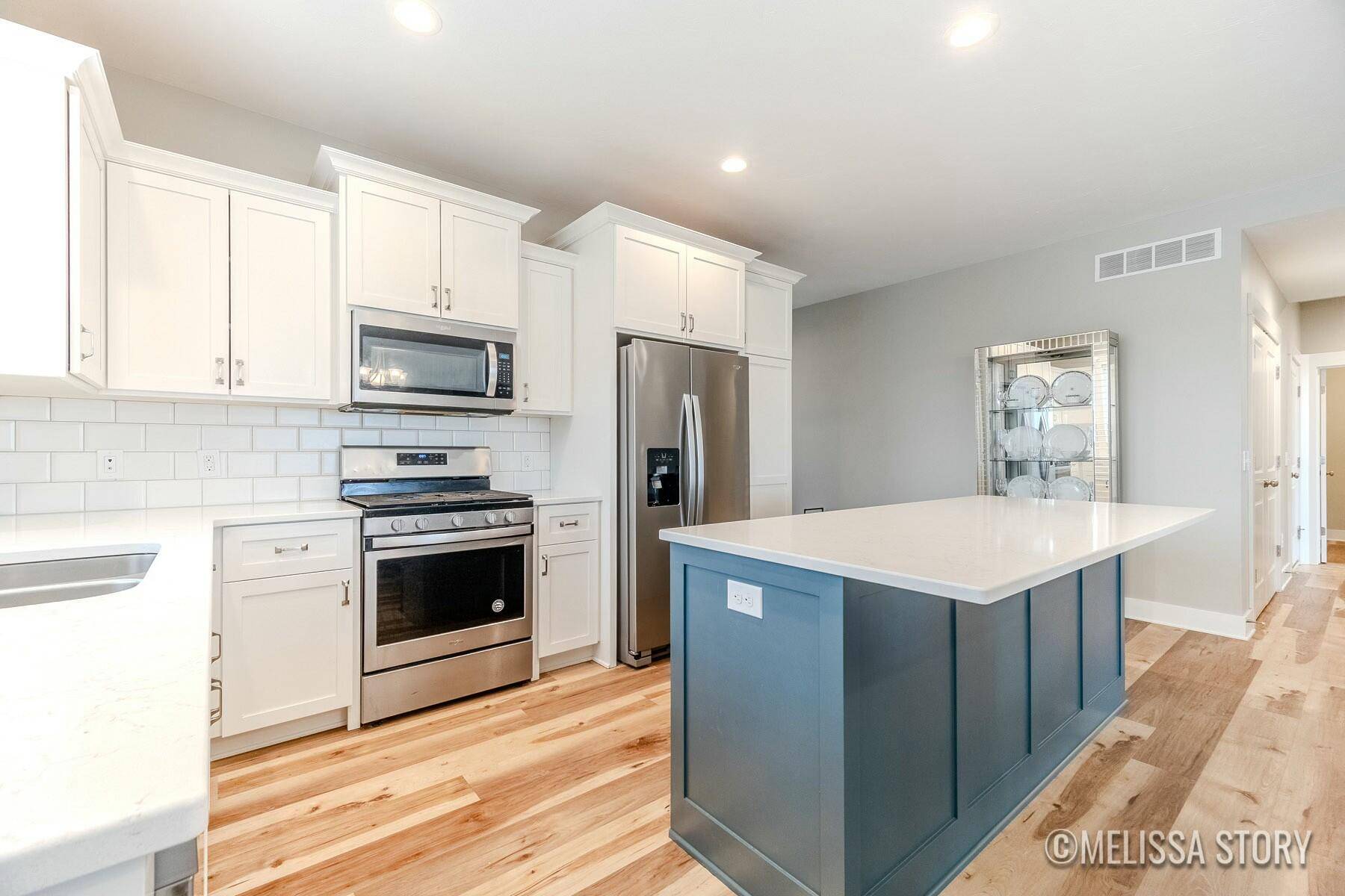 Hudsonville, MI 49426,3482 Eagles Roost Trail