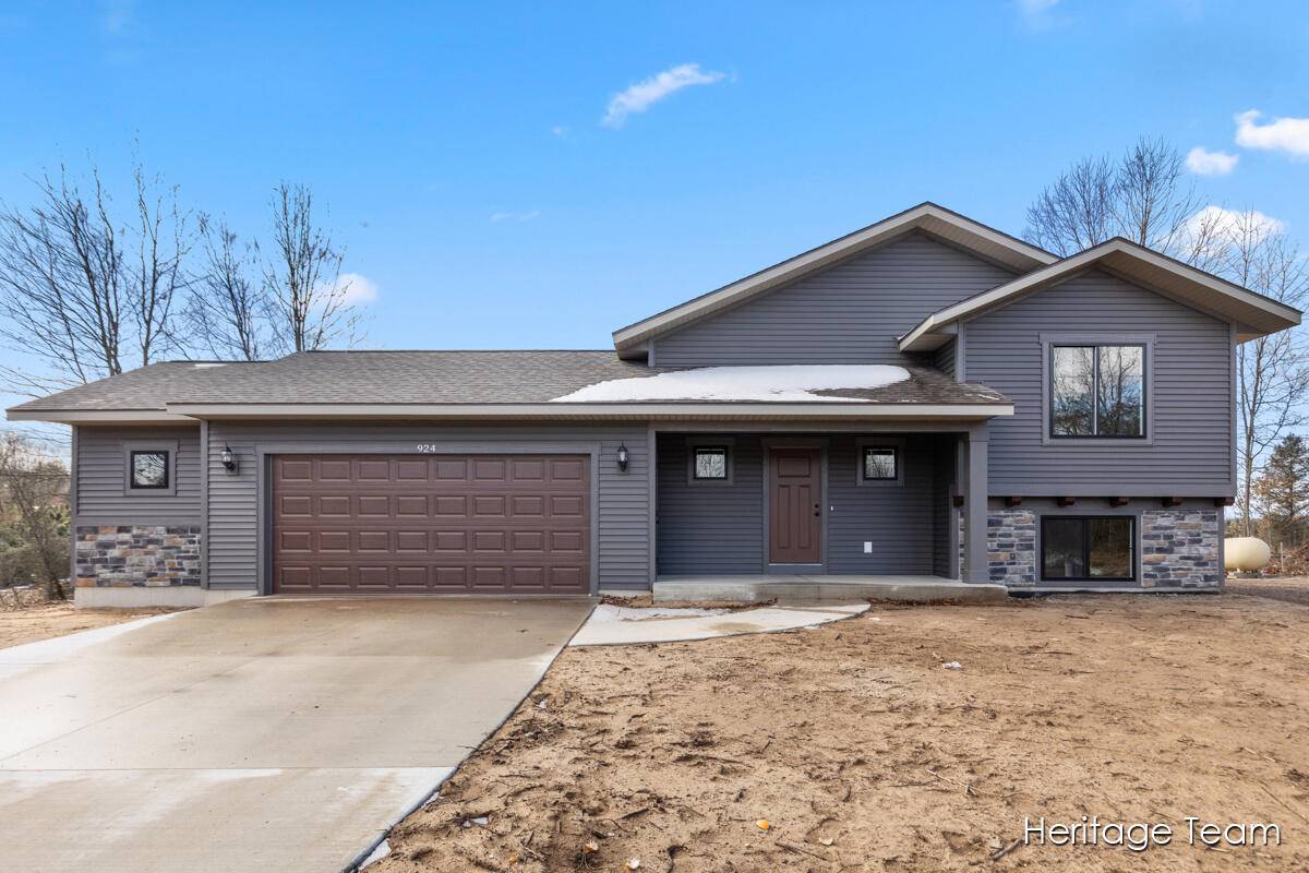 Allegan, MI 49010,924 Armintrout Ridge Court