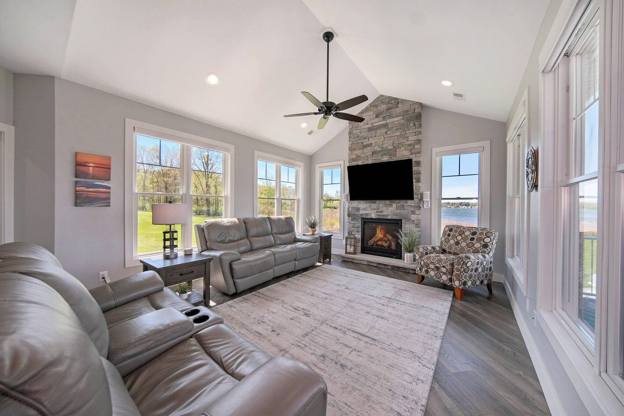 Jackson, MI 49201,7284 Kenward Street