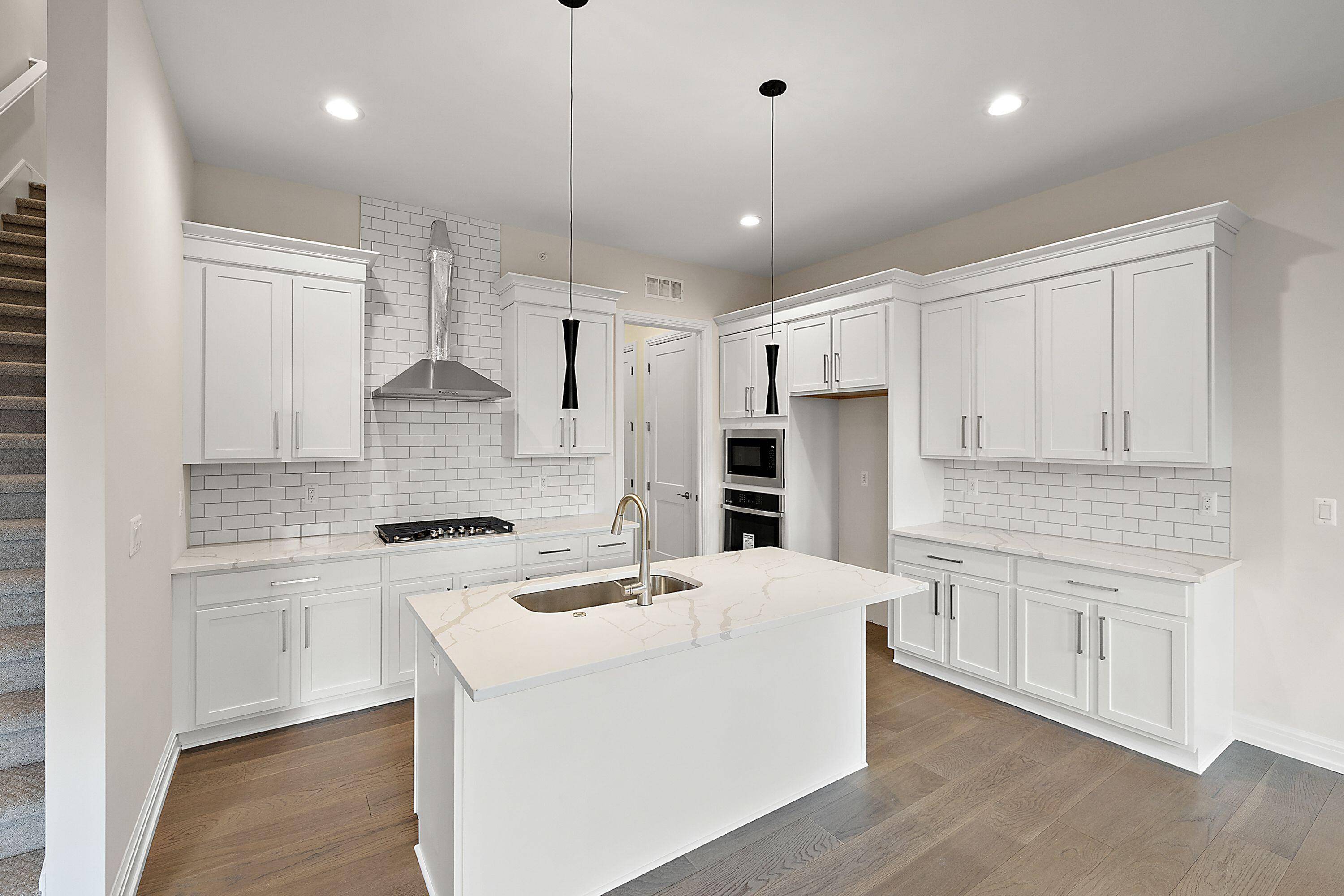 West Bloomfield, MI 48322,7477 Gramercy Circle #17