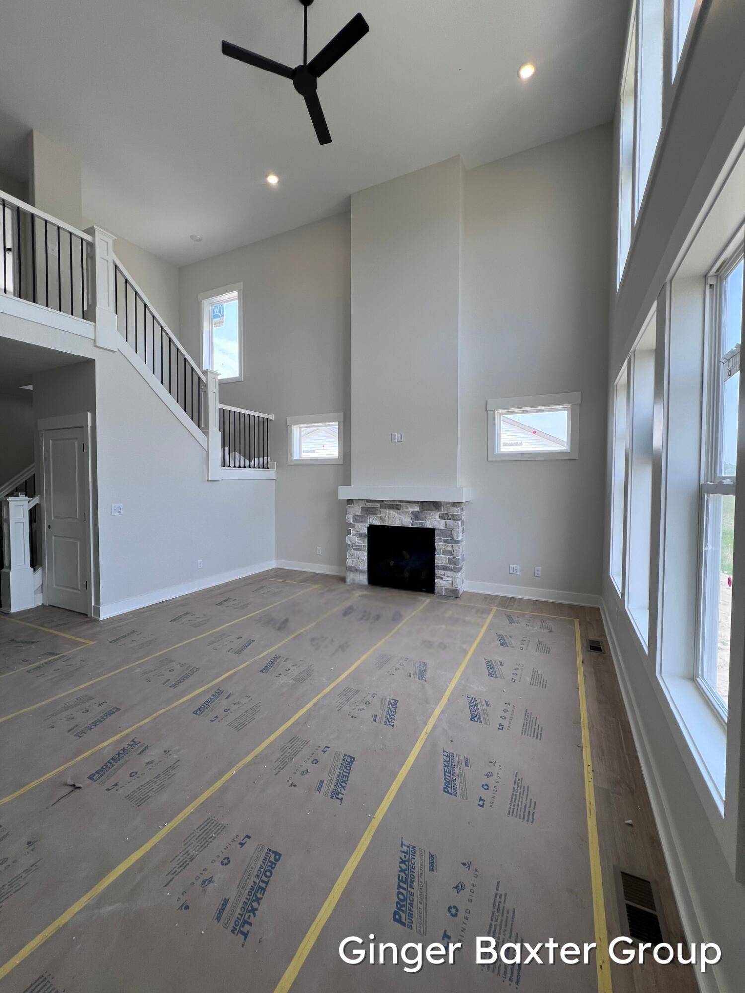 Allendale, MI 49401,11290 Shoreline Drive #121