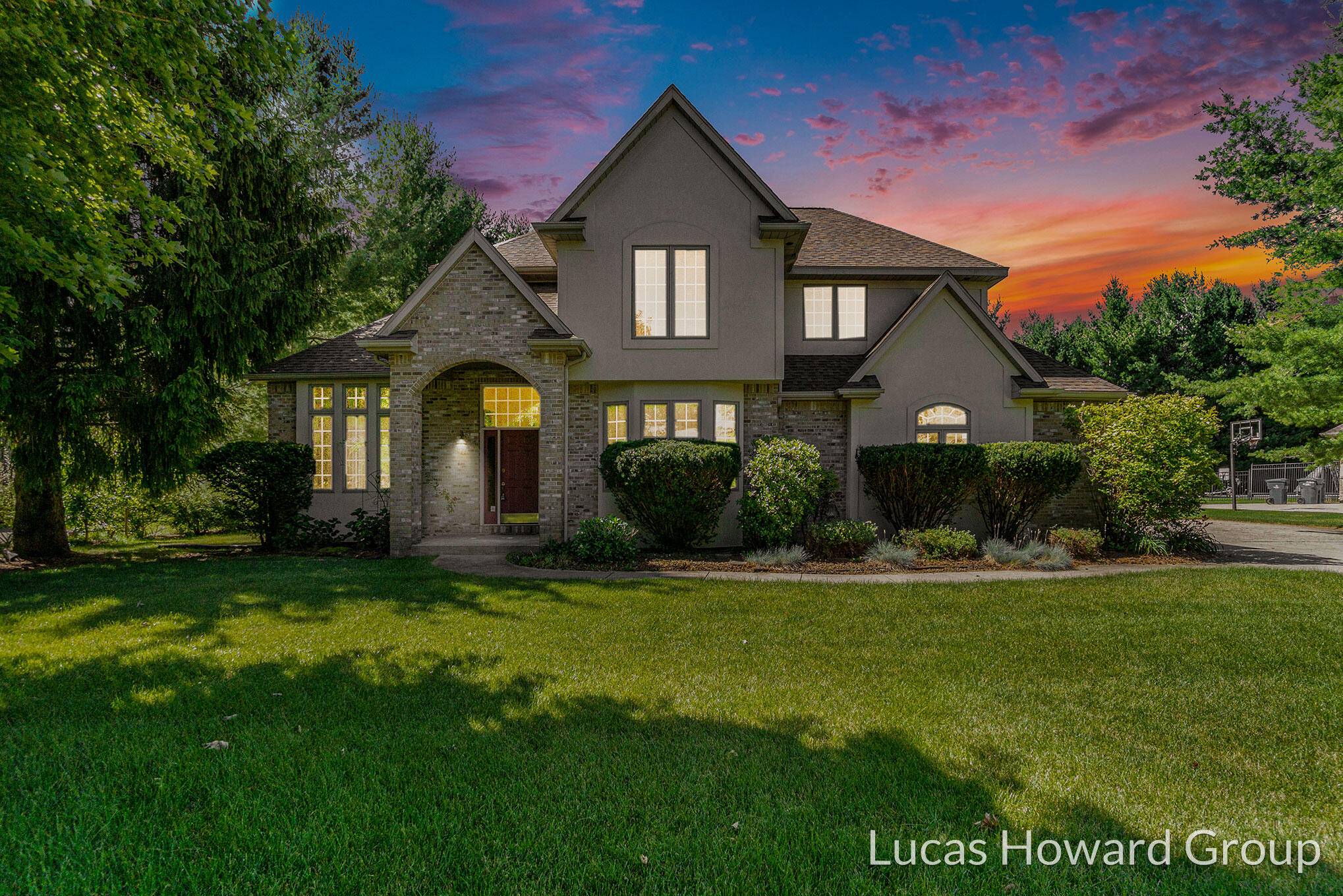 Kalamazoo, MI 49009,5727 Bob White Avenue