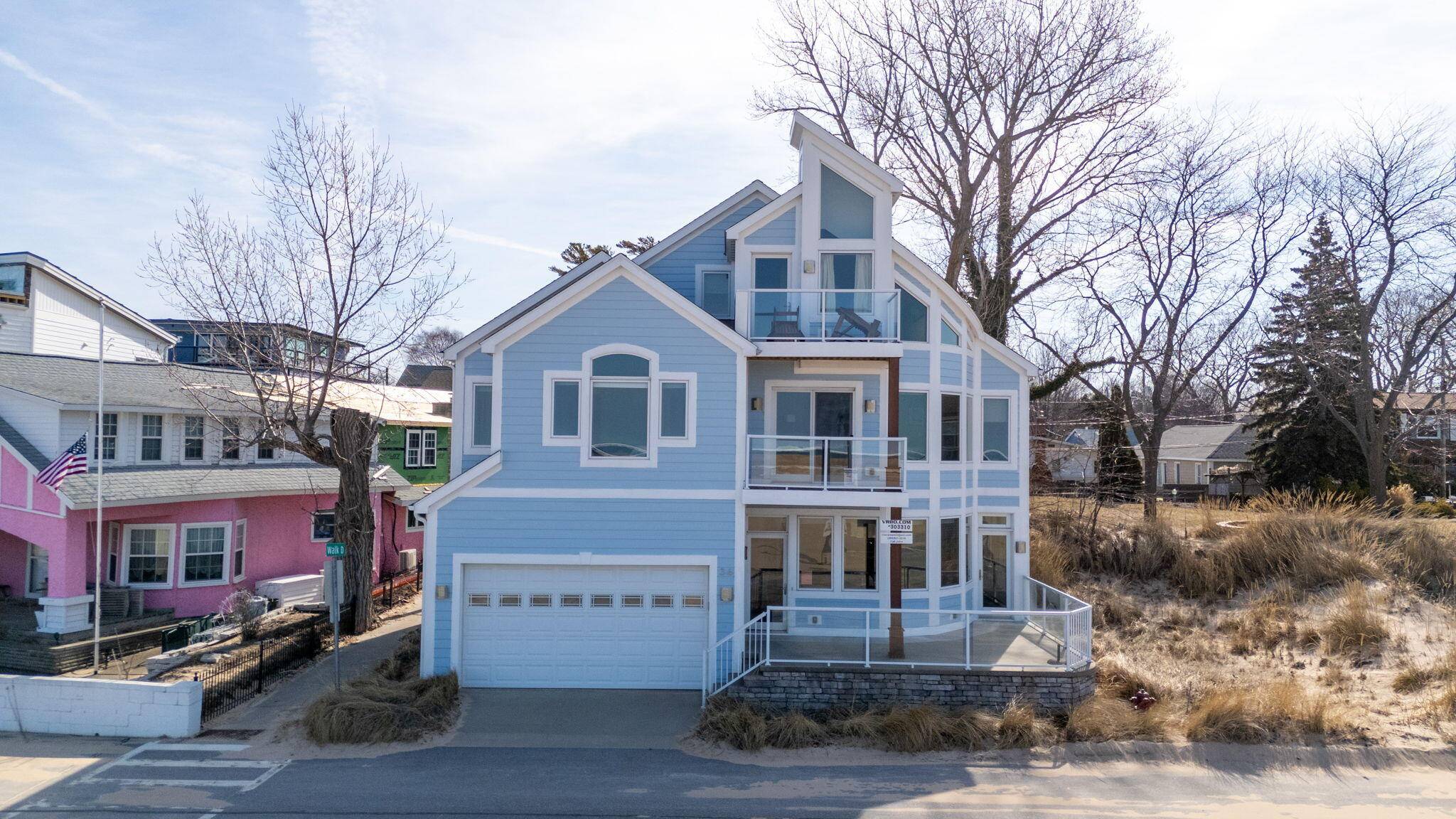 South Haven, MI 49090,36 LakeShore Drive