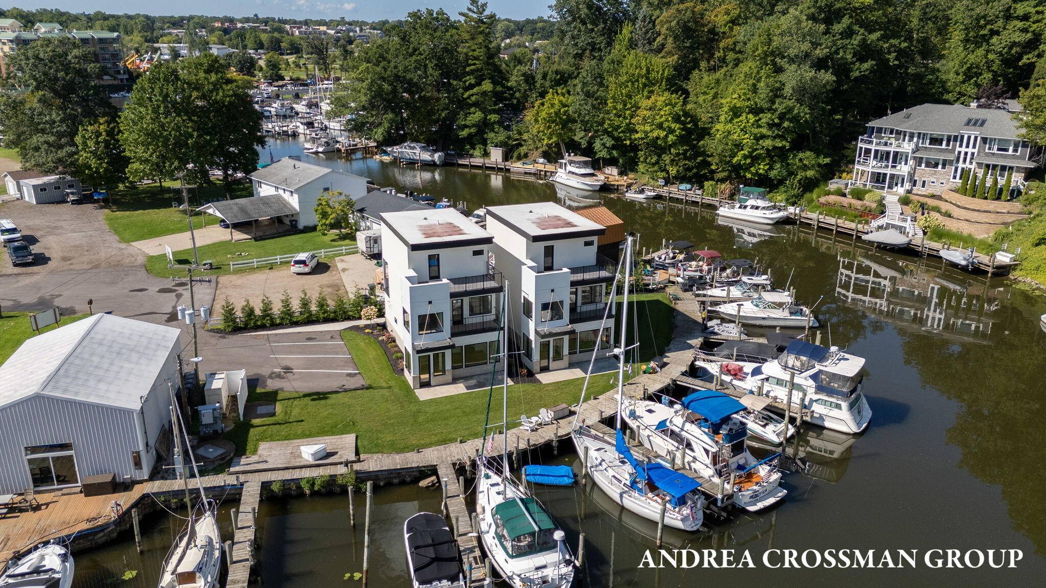 South Haven, MI 49090,1 N Bailey Avenue ##2