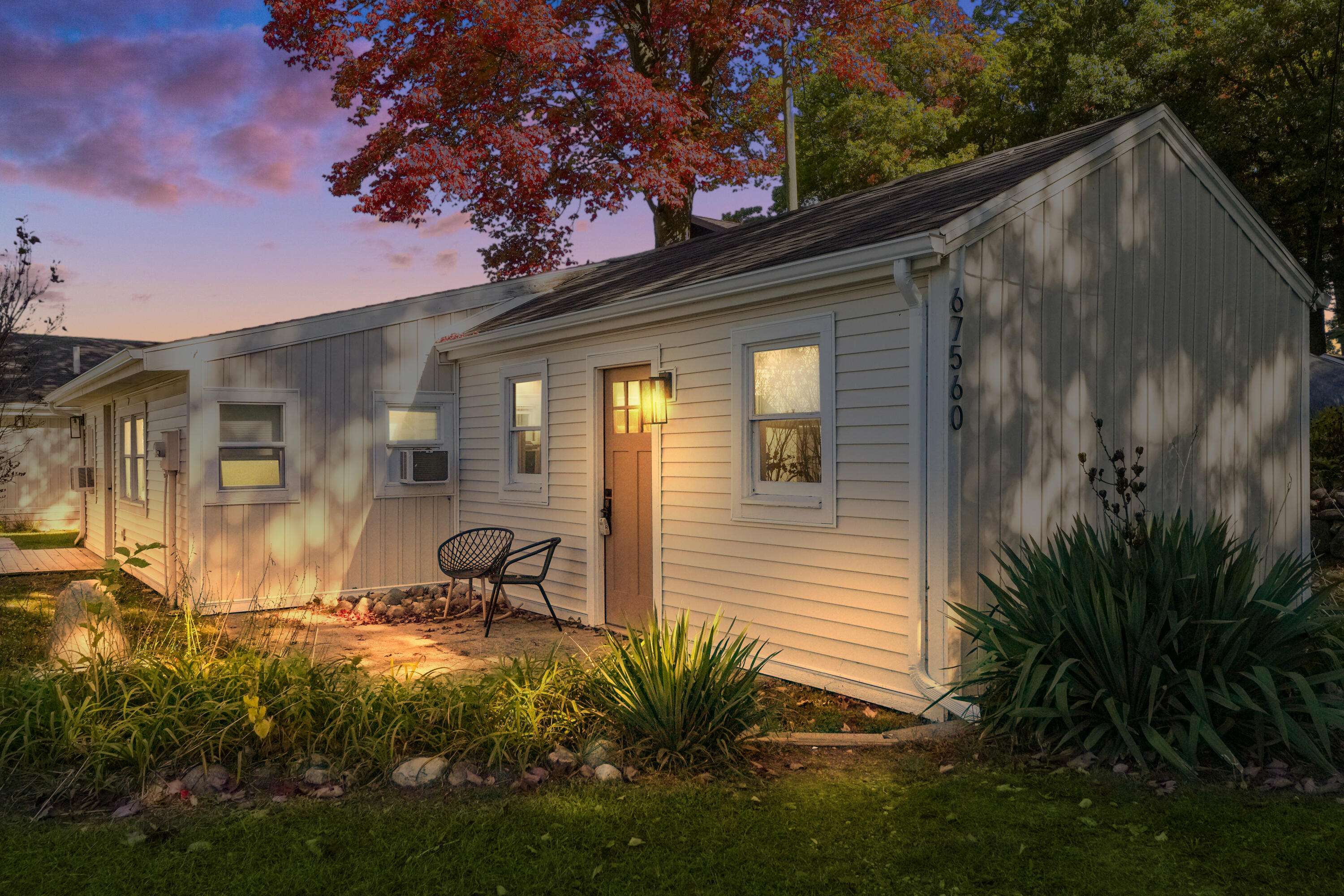 Dowagiac, MI 49047,67560 95th Avenue