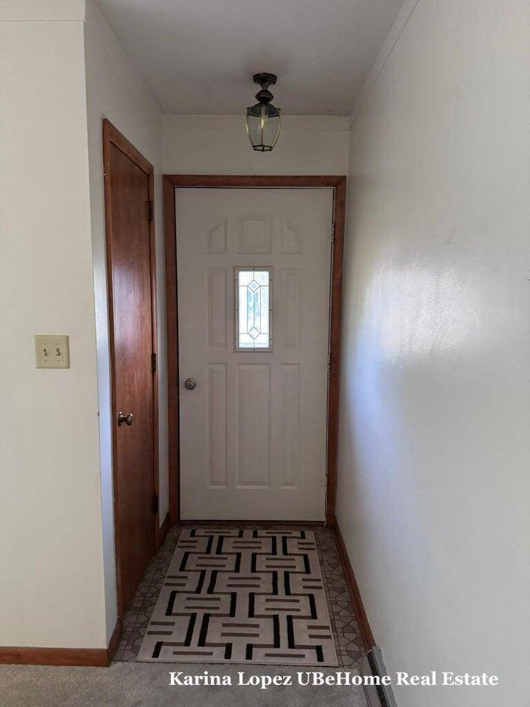 Holland, MI 49423,311 W 32nd Street