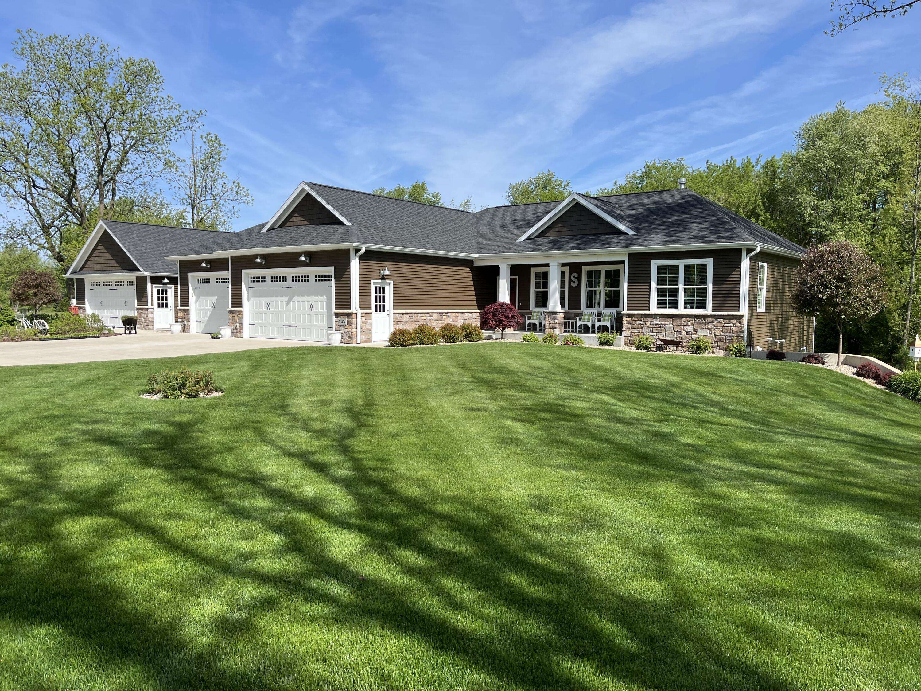 Lawton, MI 49065,23174 72nd Avenue