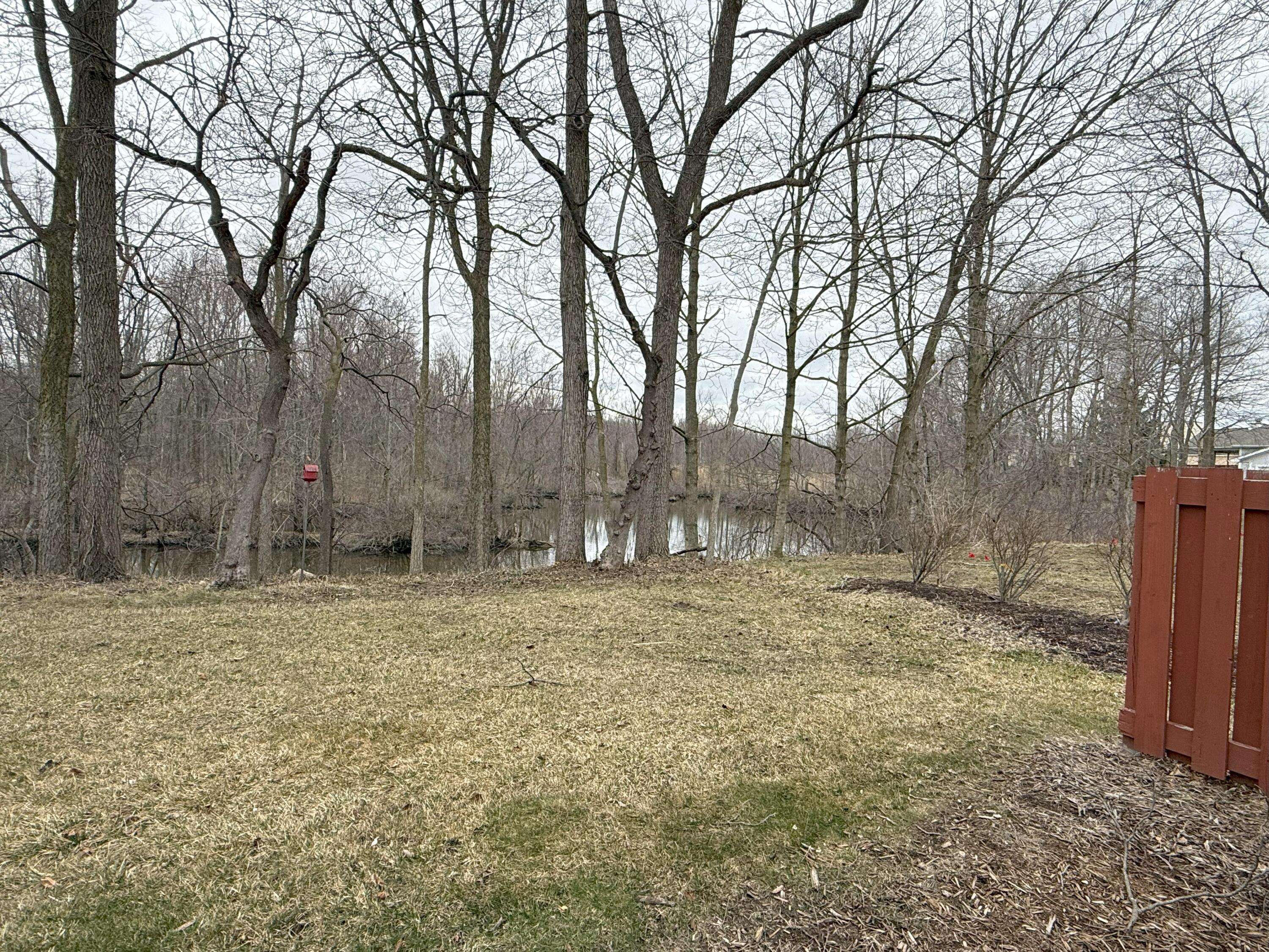 Milan, MI 48160,590 Yorkshire Square #24